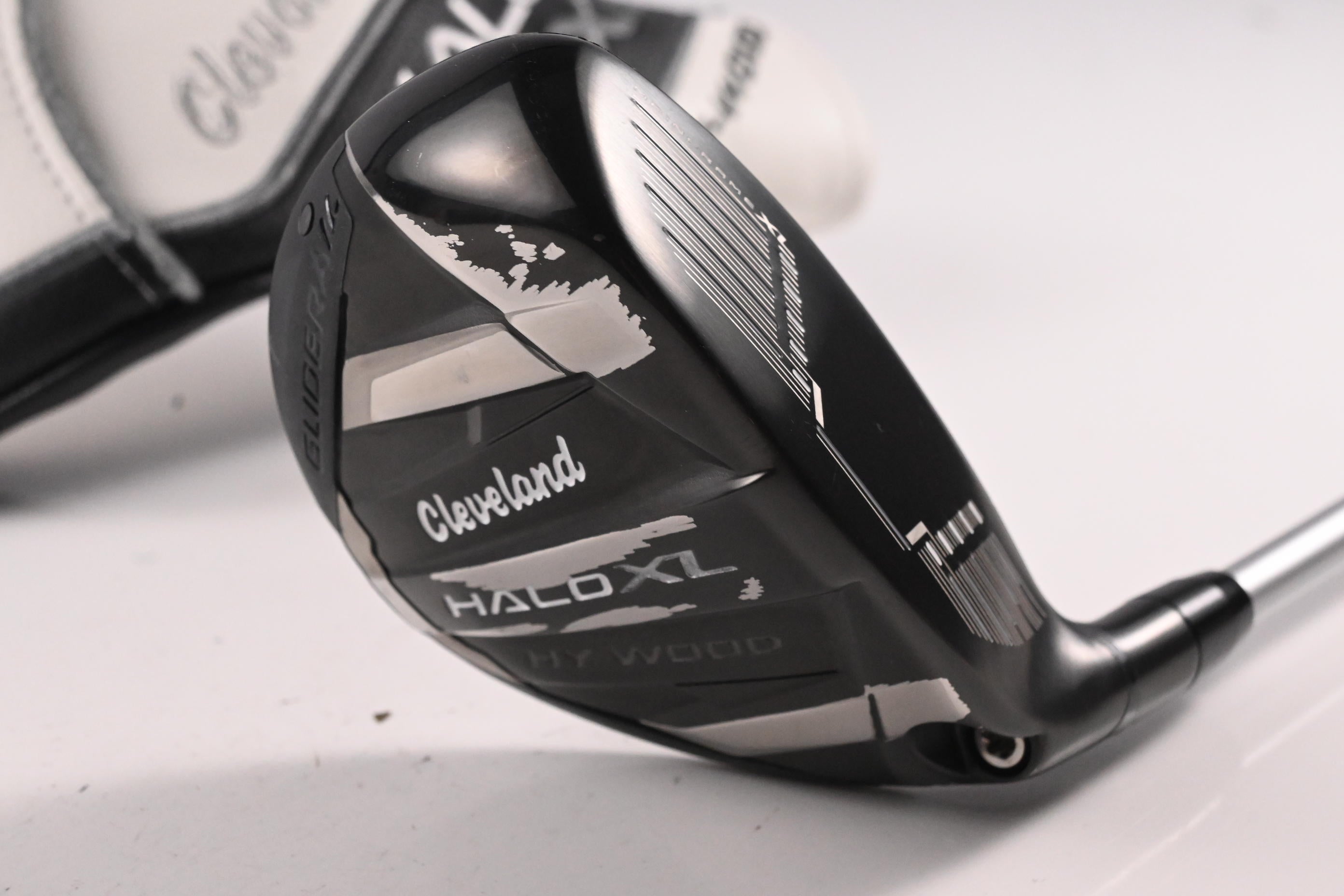 Cleveland Halo XL Hy-Wood #3+ Hybrid / 17 Degree / Stiff Flex Ascent PL 40 Shaft