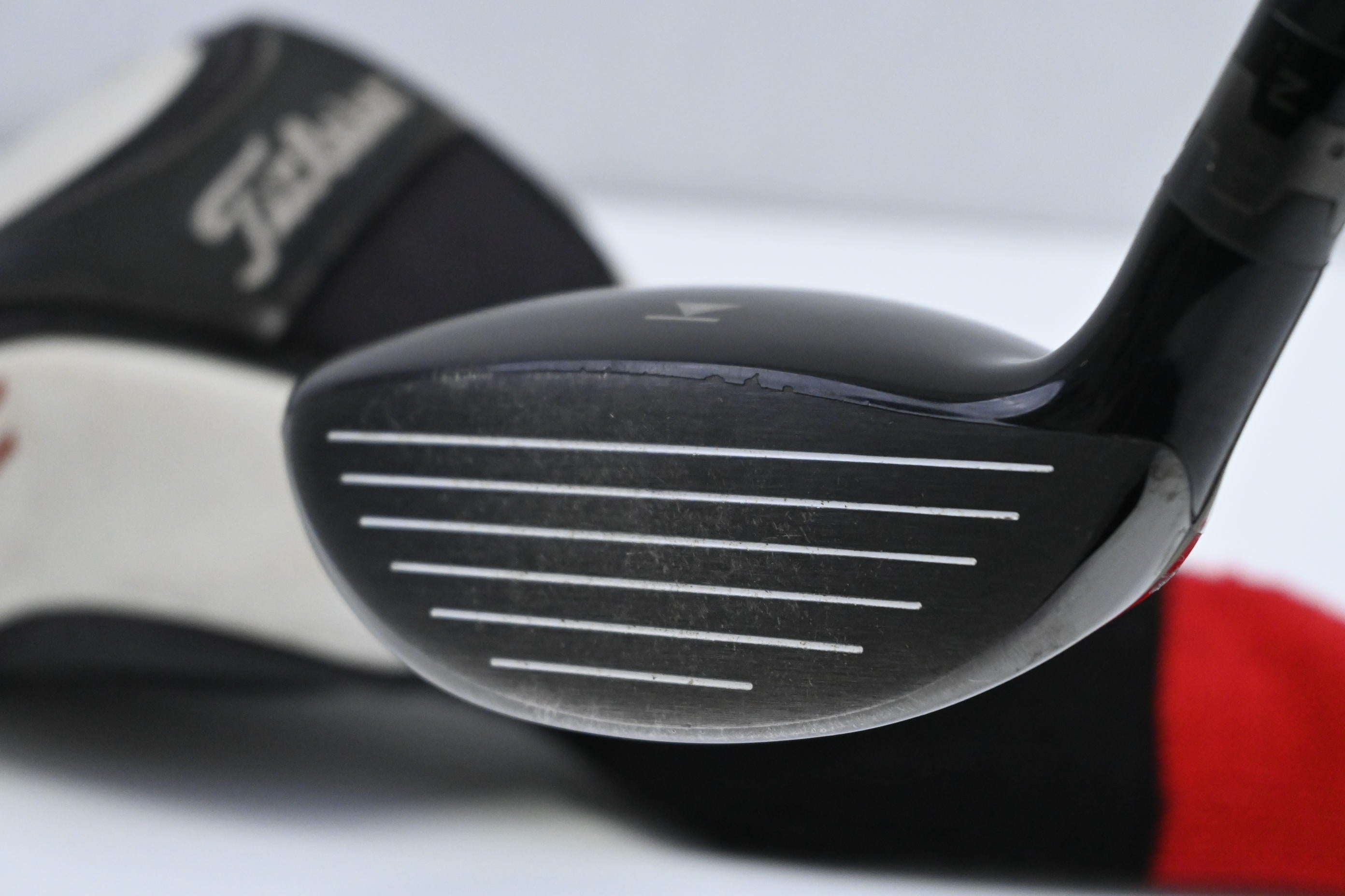 Titleist 910 F #3 Wood / 15 Degree / Regular Flex Bassara 55 Shaft