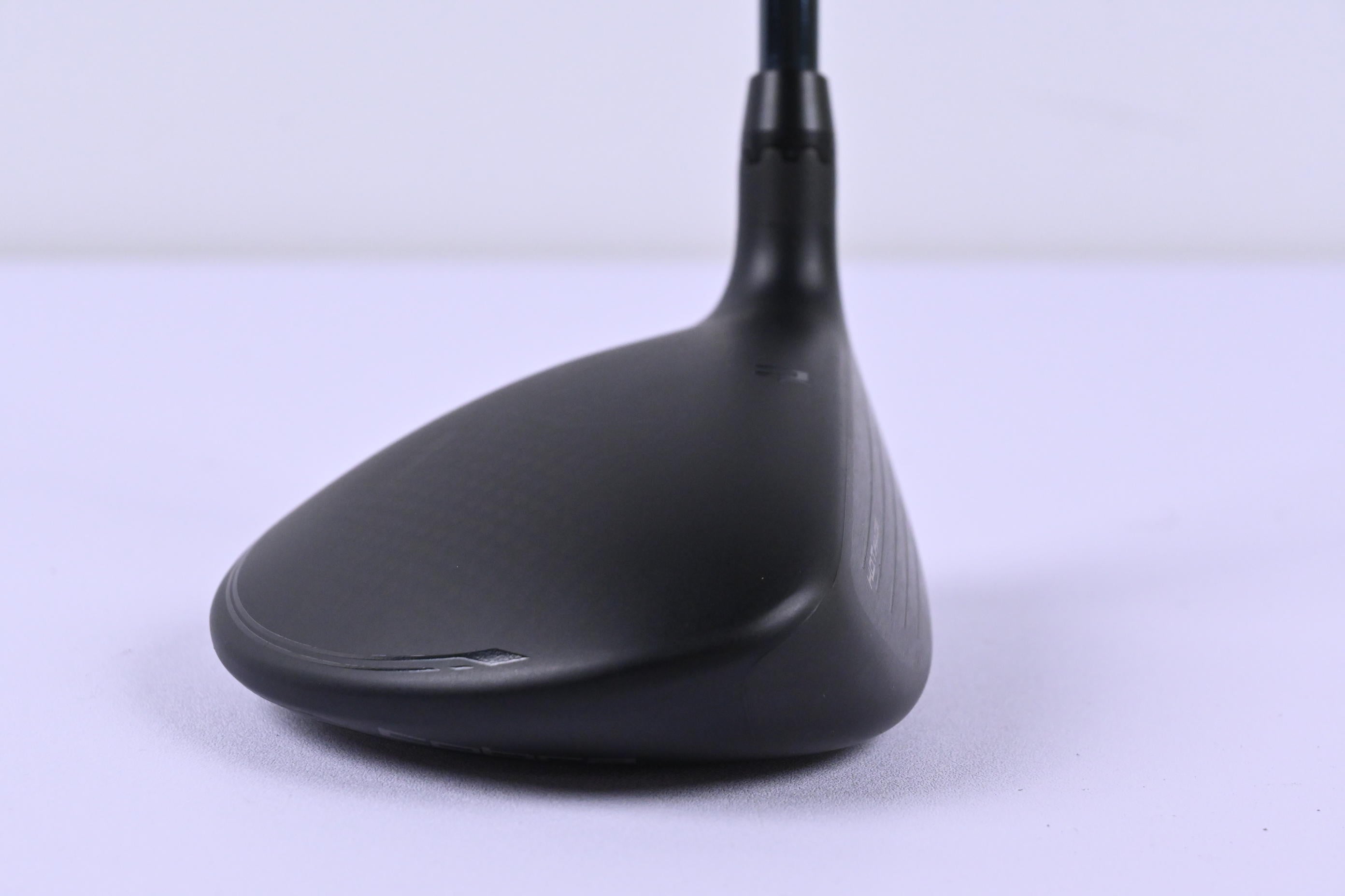 Cobra Darkspeed Max #7 Wood / 21.5 Degree / Senior Flex LIN-Q M40X Red 5 Shaft