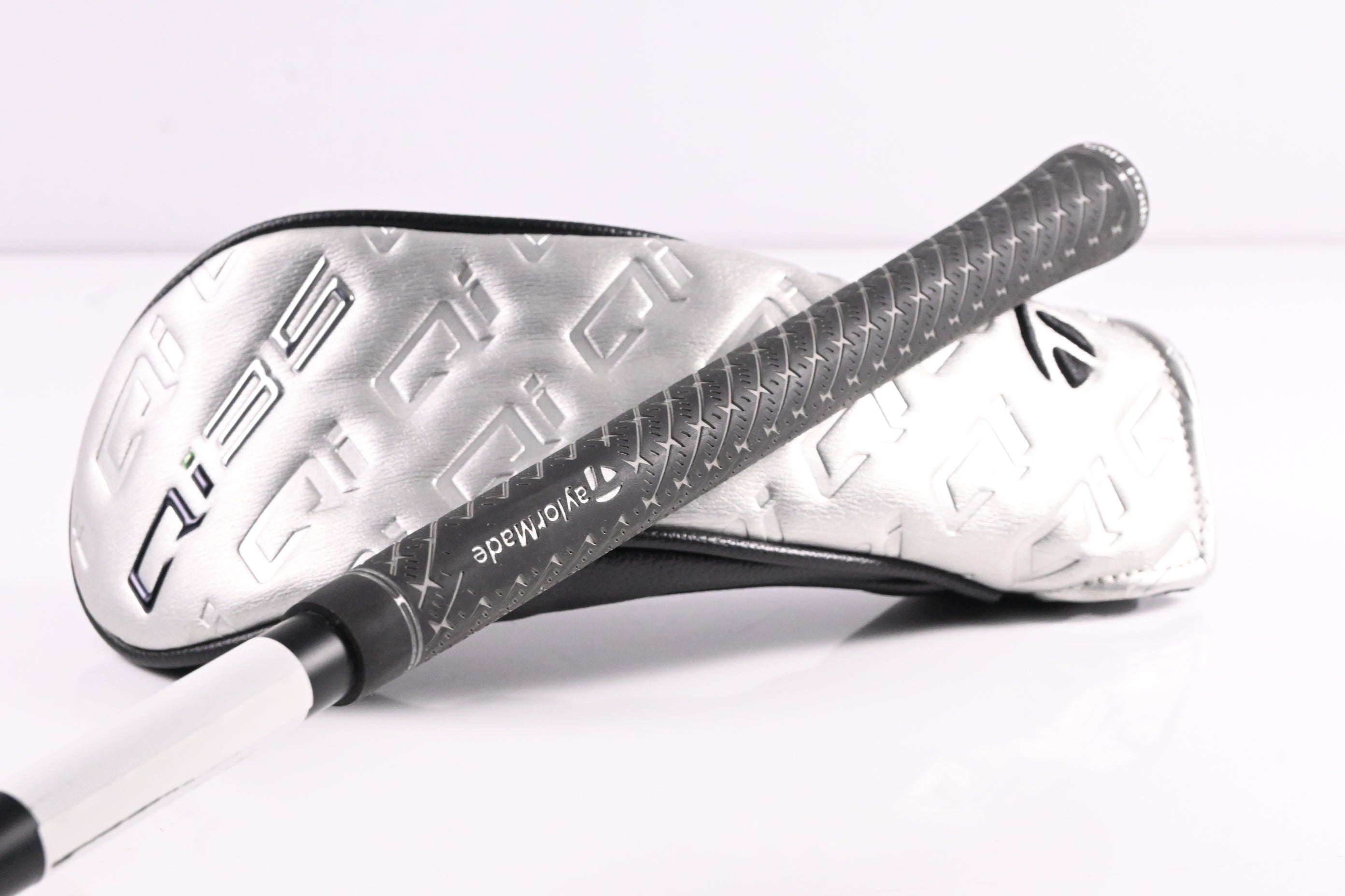 Taylormade Qi35 Max #4 Hybrid / 23 Degree / Regular Flex Air Speeder 50 Shaft