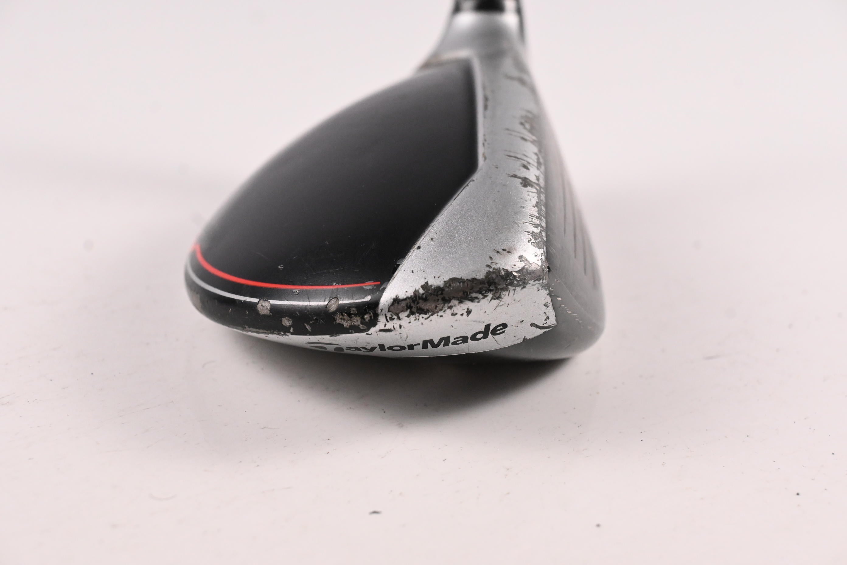 Taylormade M6 #4 Hybrid / 22 Degree / Regular Flex Fujikura Atmos Orange 6