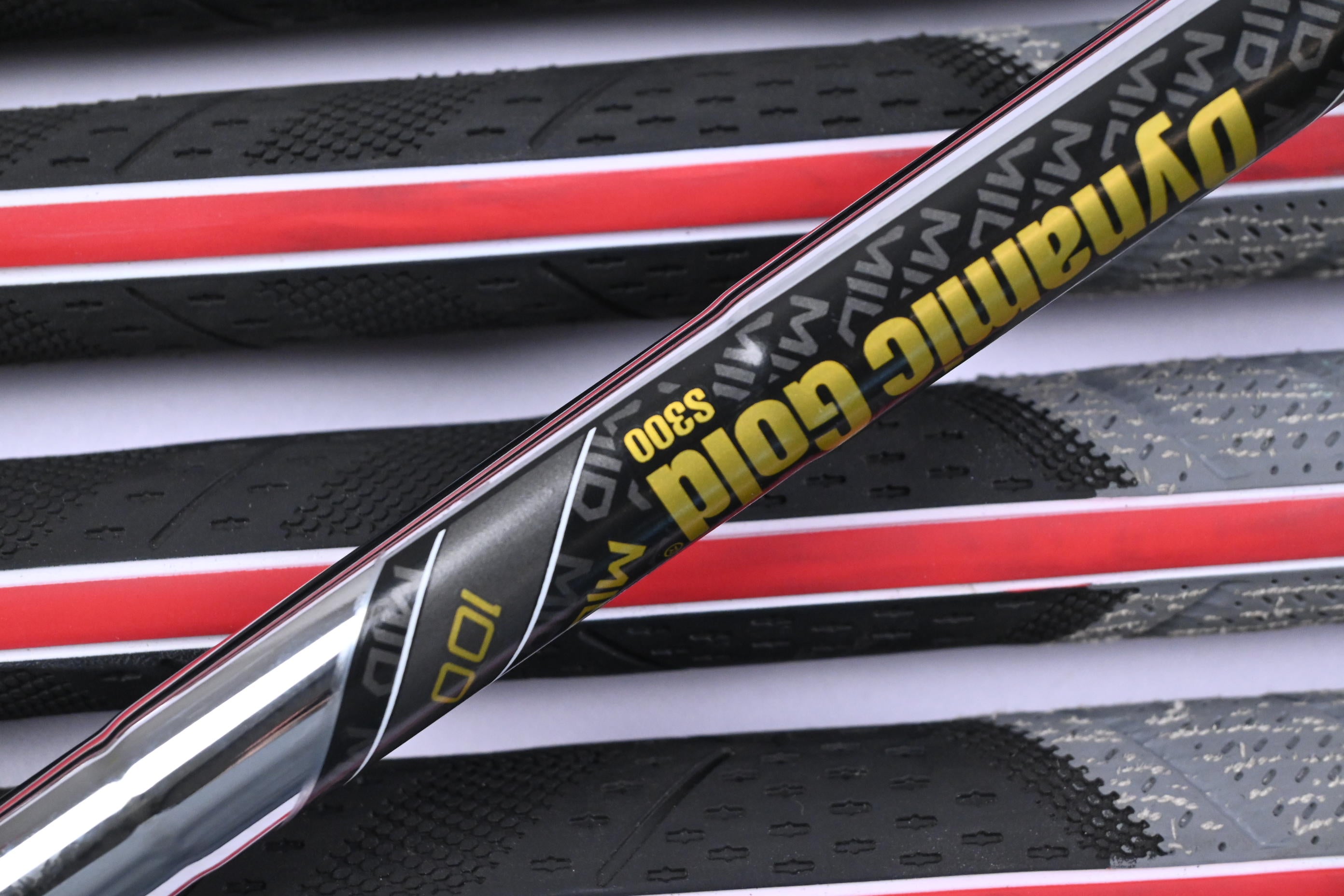 Ping i530 Irons / 5-PW / Orange Dot / Stiff Flex Dynamic Gold Mid 100 Shafts
