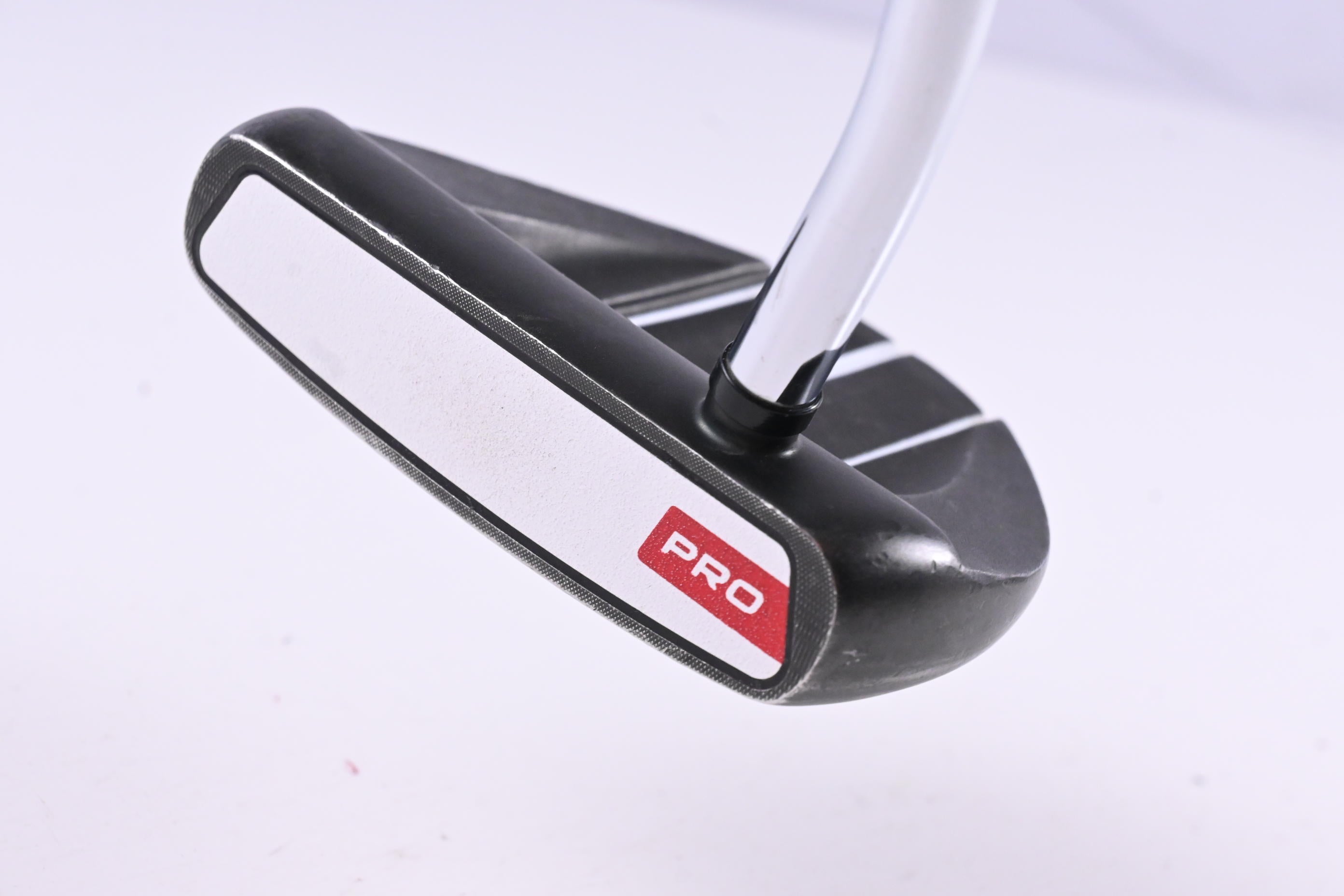 Odyssey White Hot Pro Black V-Line Putter / 34 Inch