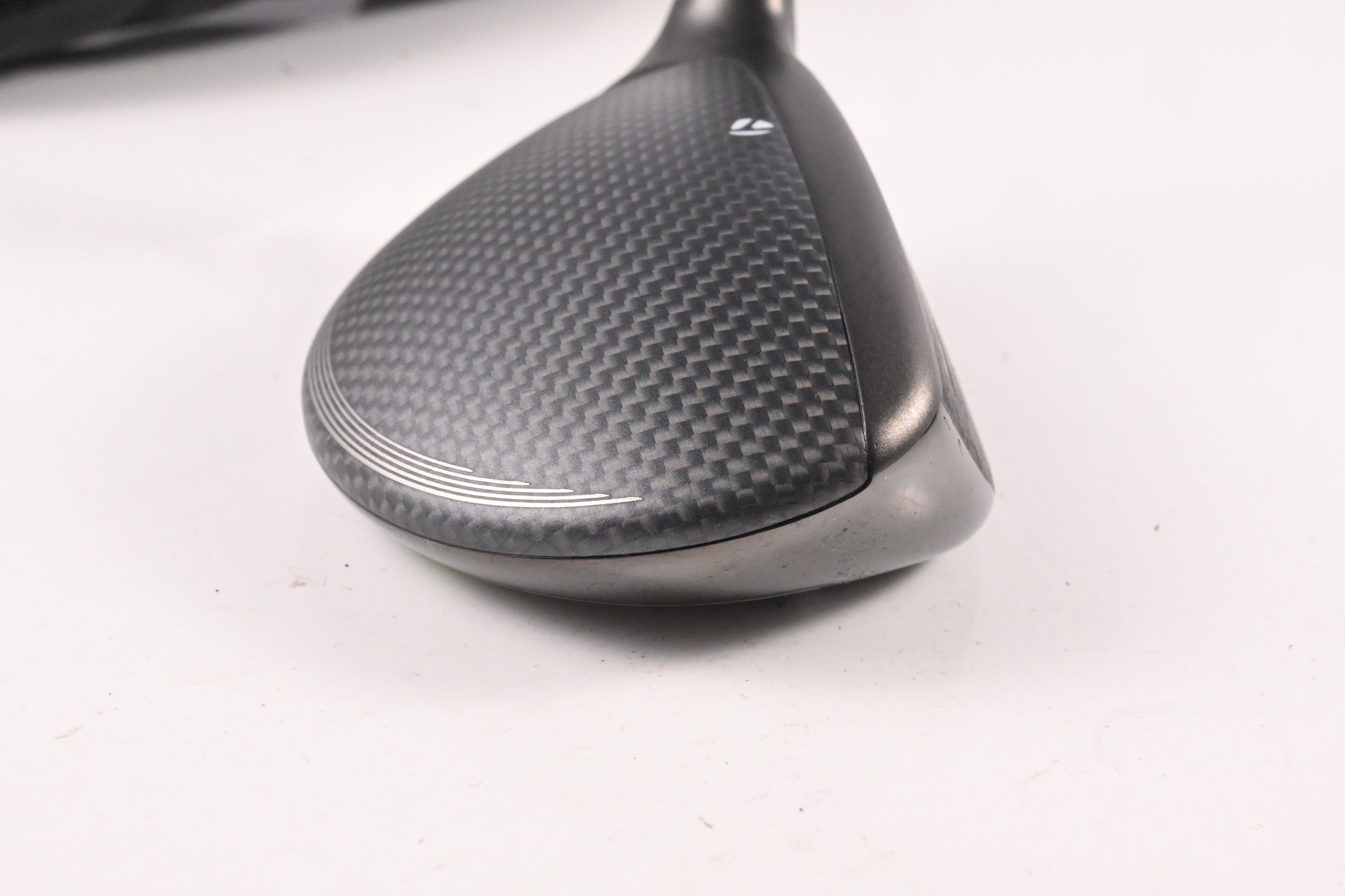 Taylormade Qi35 Max Lite #5 Hybrid / 27 Degree / Senior Flex Vanquish 5 Shaft