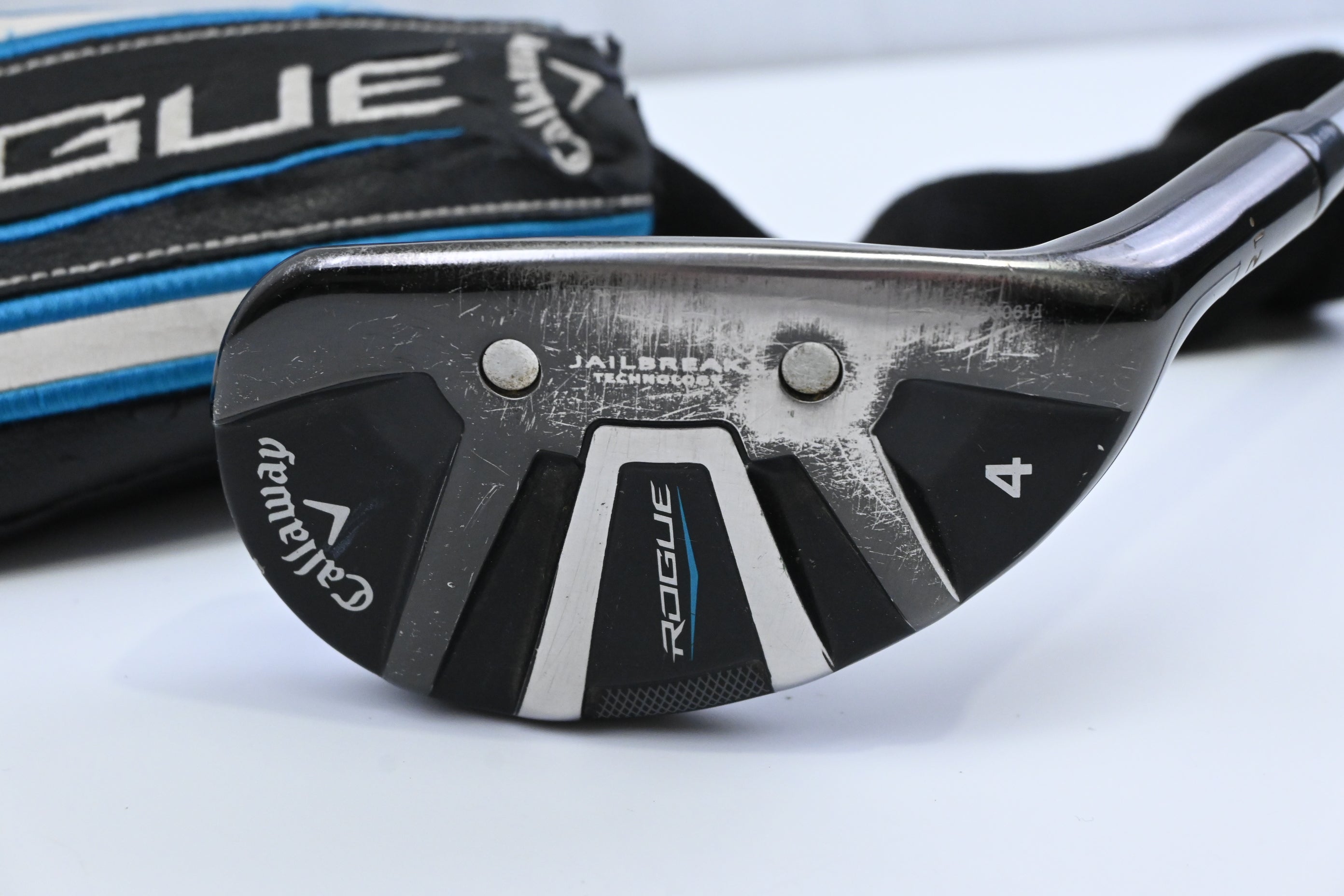Callaway Rogue #4 Hybrid / 21 Degree / Regular Flex Aldila Synergy 60 Shaft