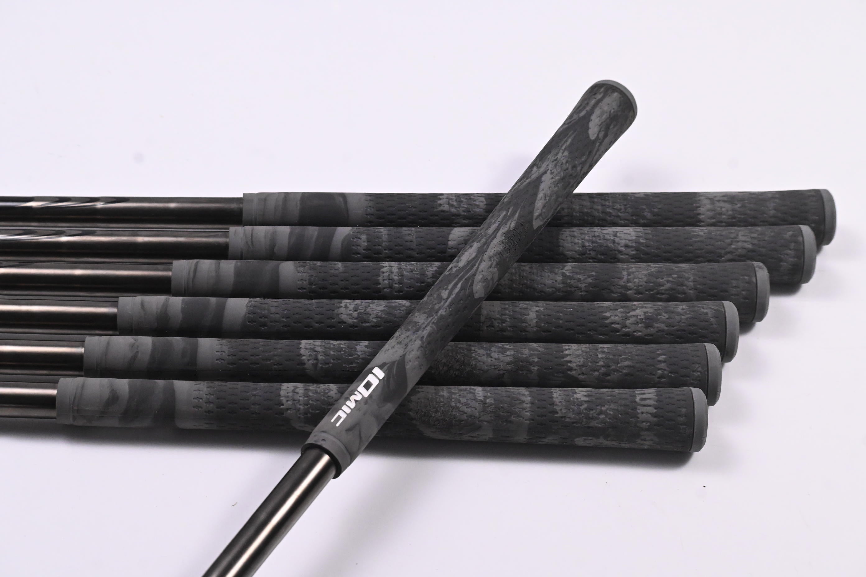 Left Hand Taylormade P770 Battle Worn Irons / 4-PW / Stiff Flex N.S.Pro Modus3