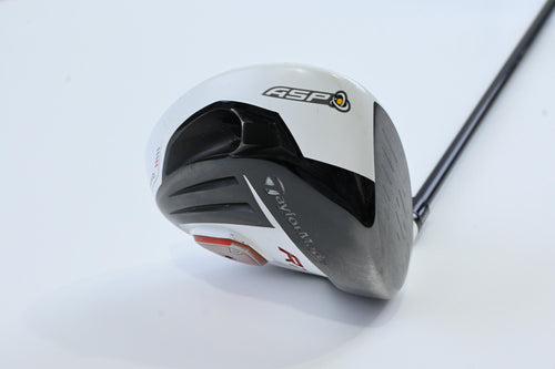 Taylormade R11 Driver / 9 Degree / Regular Flex Fujikura Blue 60