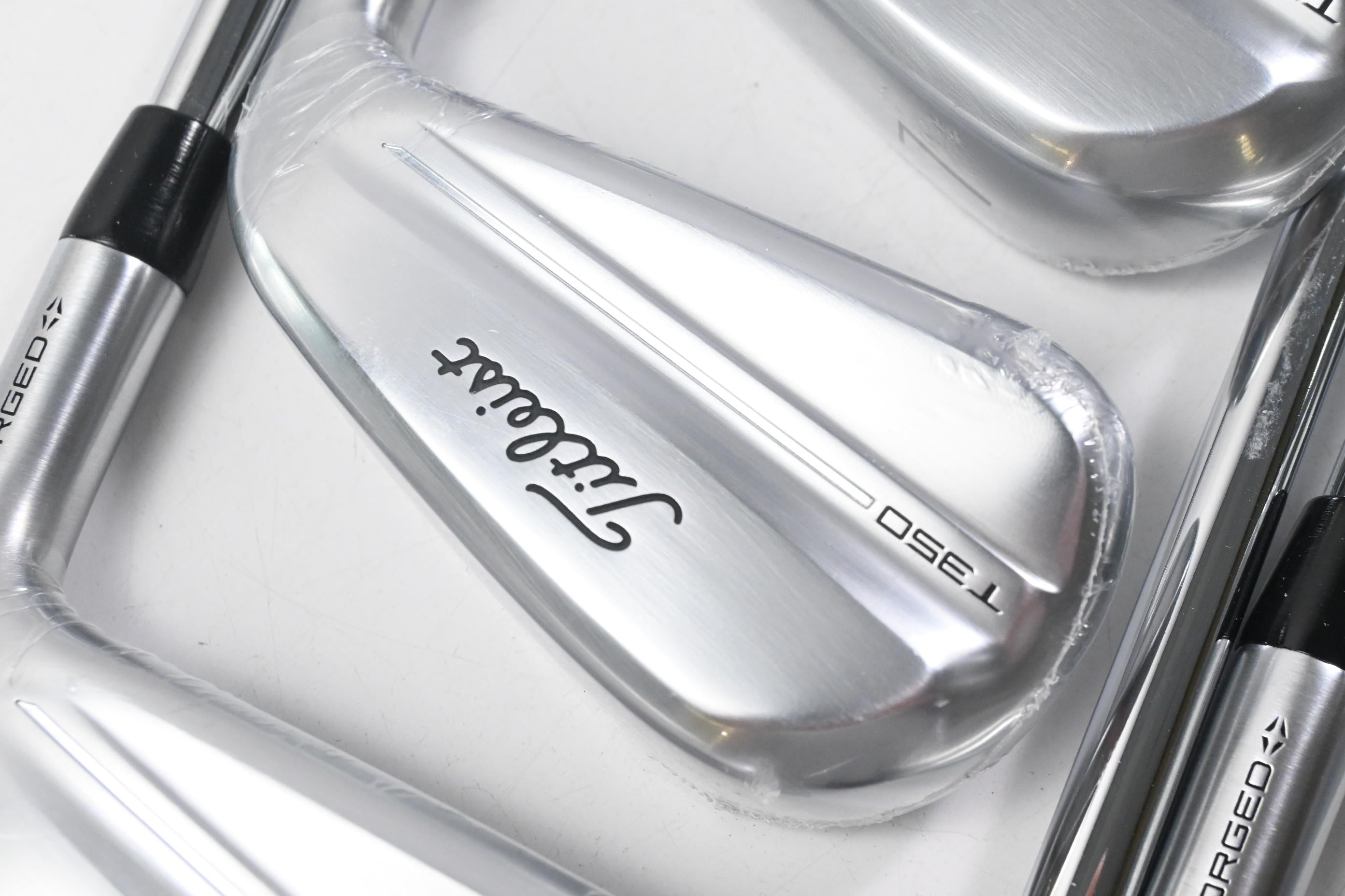 Titleist T350 2025 Irons / 5-PW+GW / Stiff Flex AMT Red Shafts