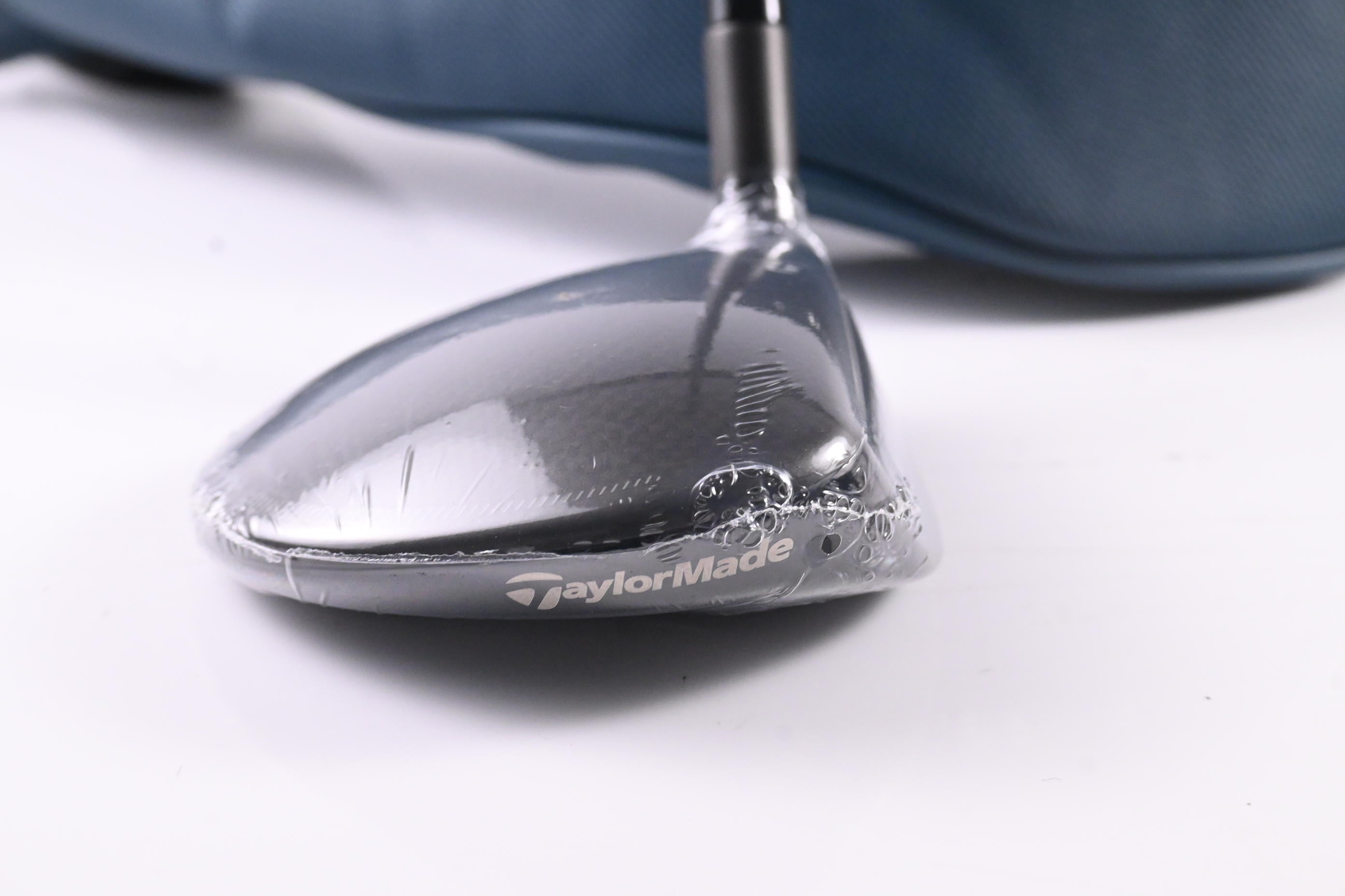 Taylormade Qi4D Max #7 Wood / 21 Degree / Regular Flex REAX 55 Shaft
