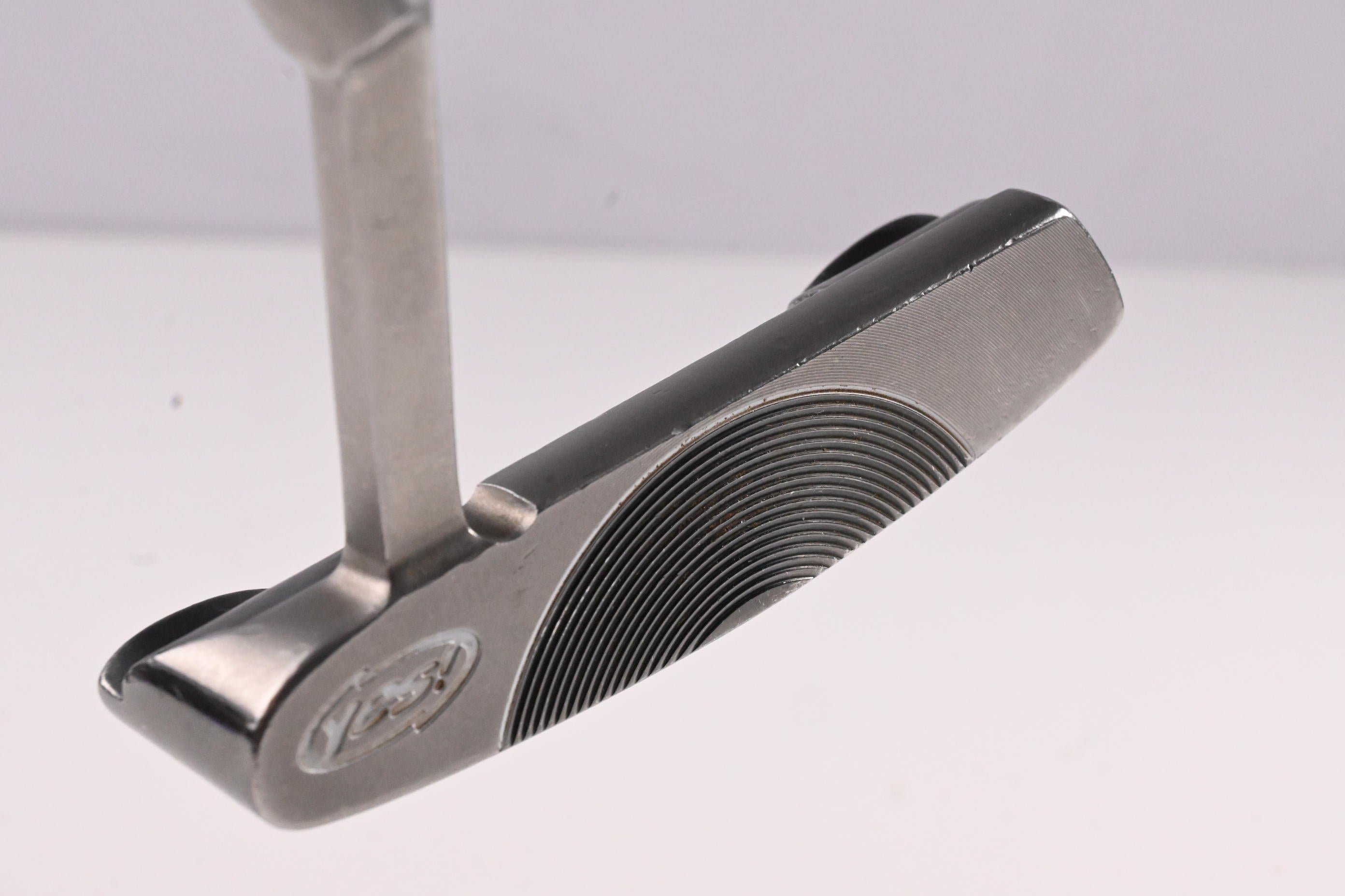 Left Hand Yes! C-Groove Dianna Putter / 34 Inch