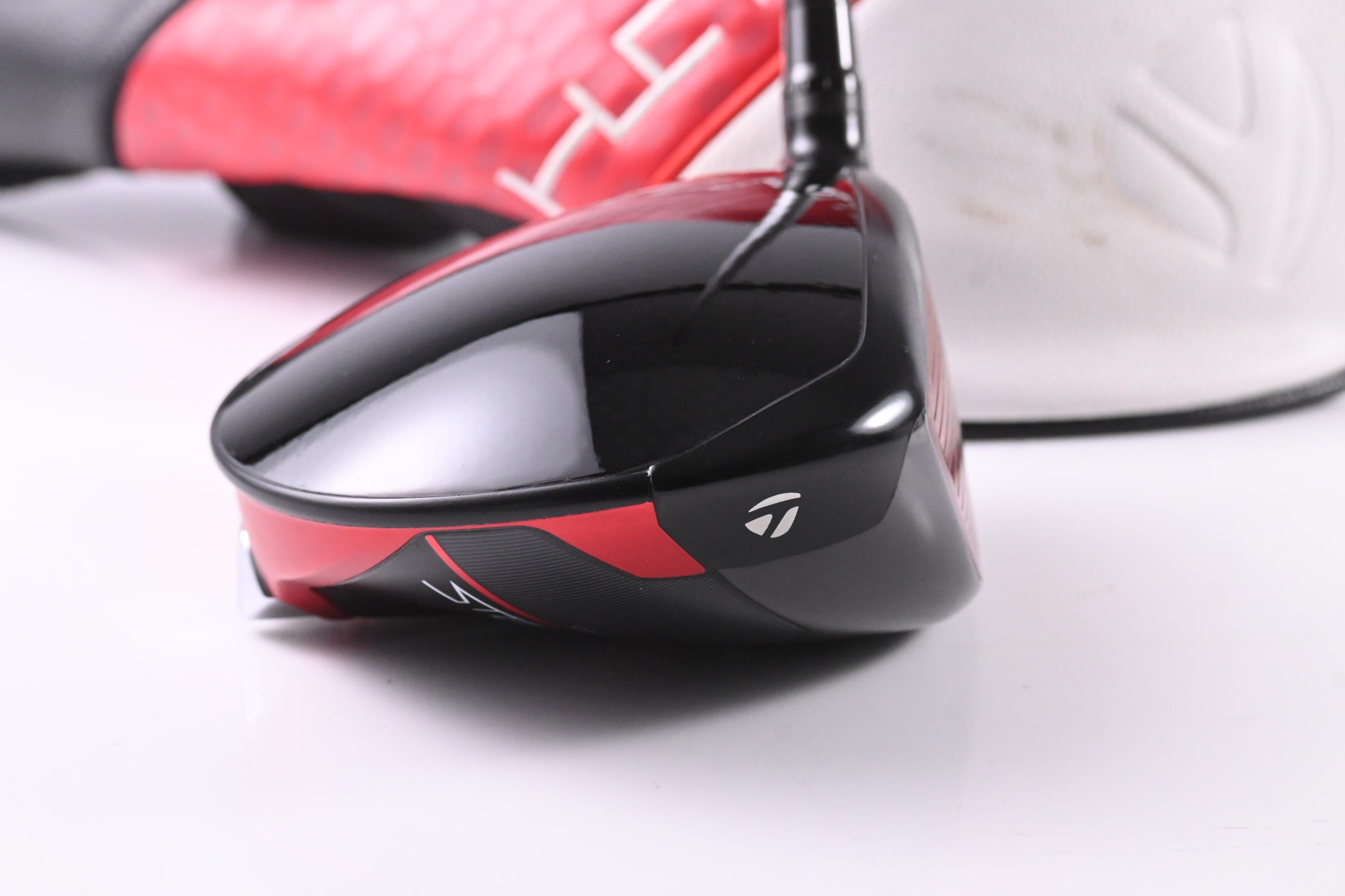 Taylormade Stealth 2 Plus Driver / 9 Degree / Stiff Flex Aldila Ascent Red 60