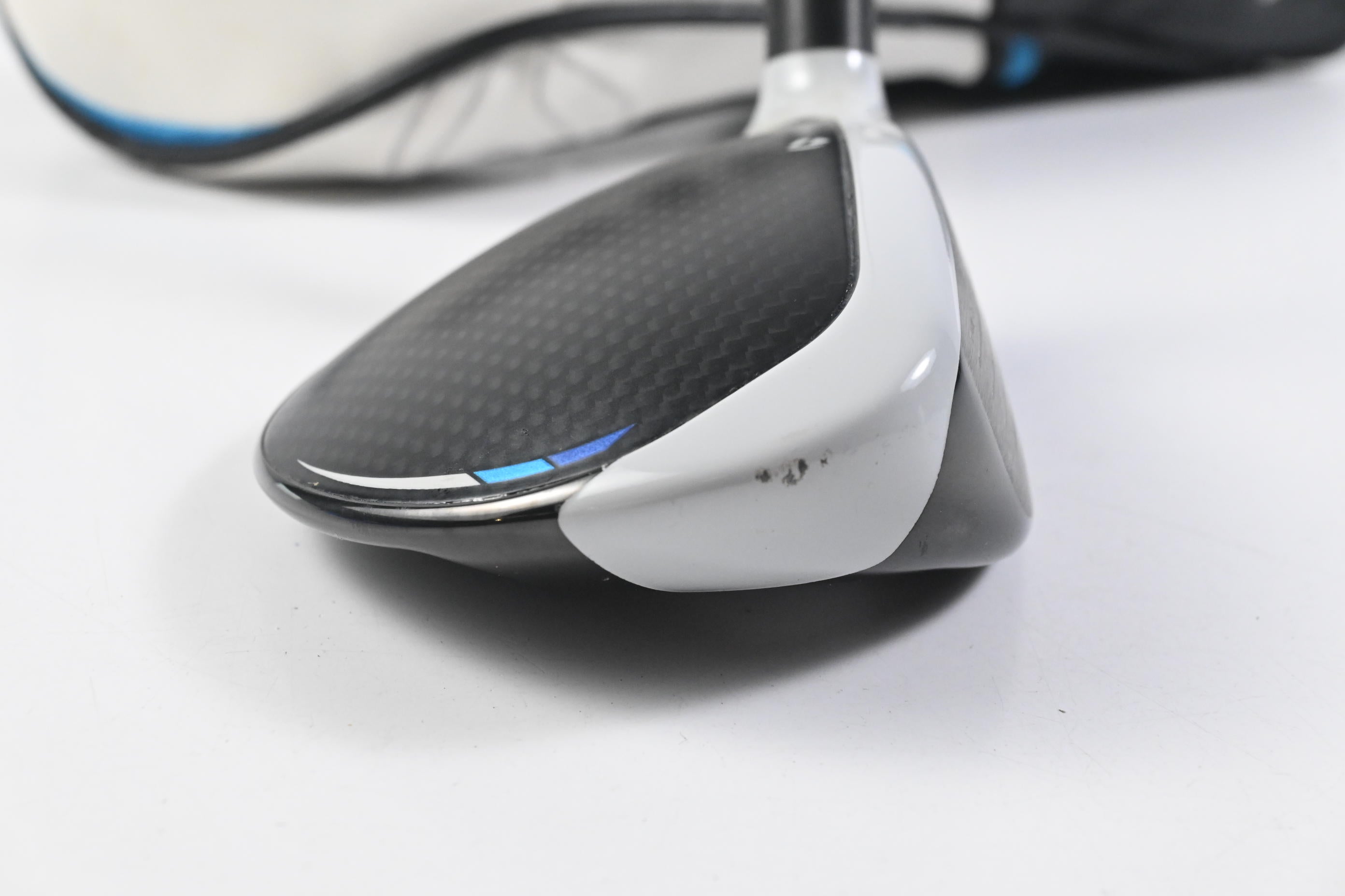 Taylormade SIM2 Ti #5 Wood / 19 Degree / Stiff Flex Hzrdus Smoke Black RDX 70