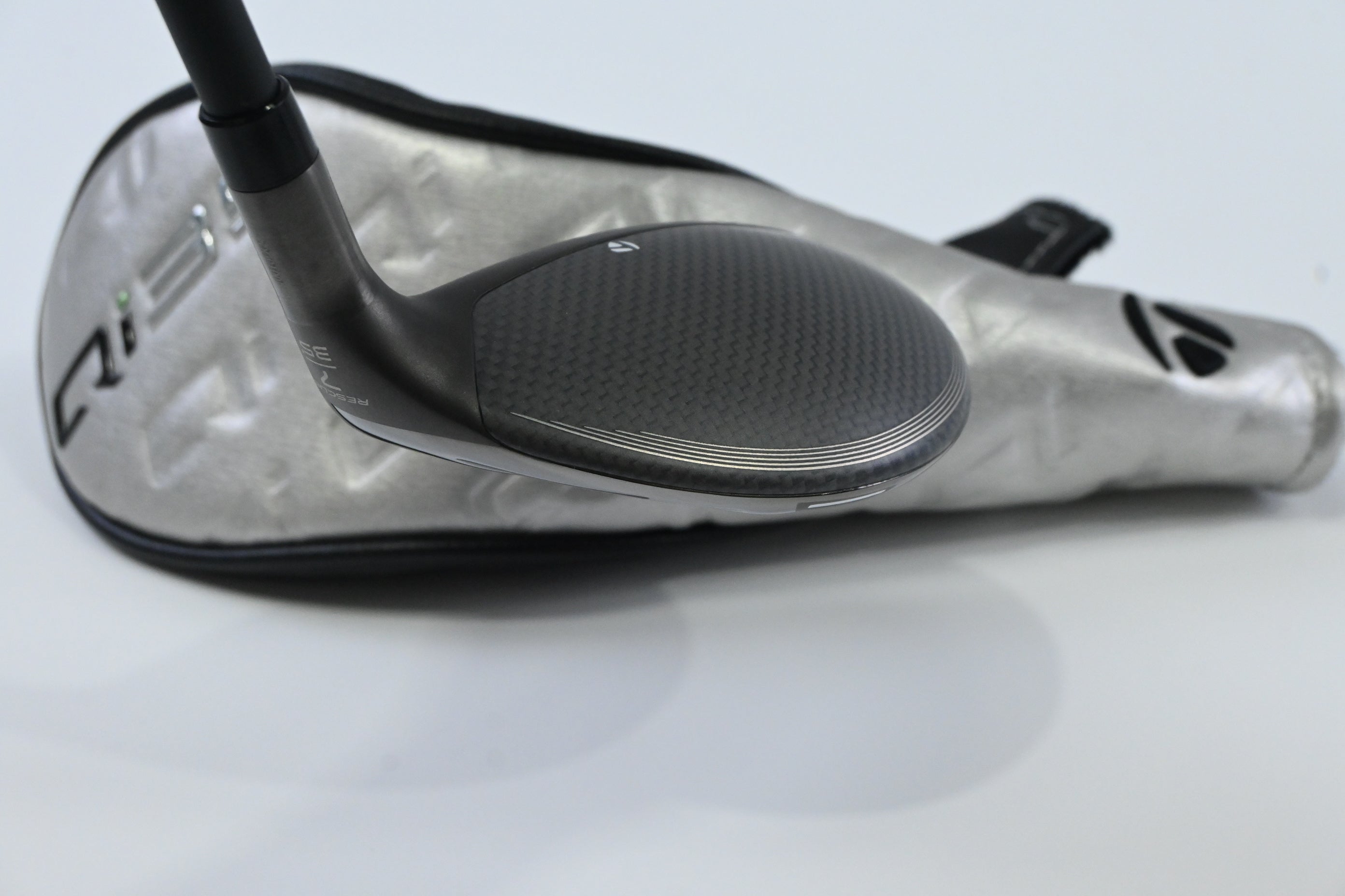Taylormade Qi35 Max Lite #7 Hybrid / 35 Degree / Regular Flex Vanquish 5 Shaft