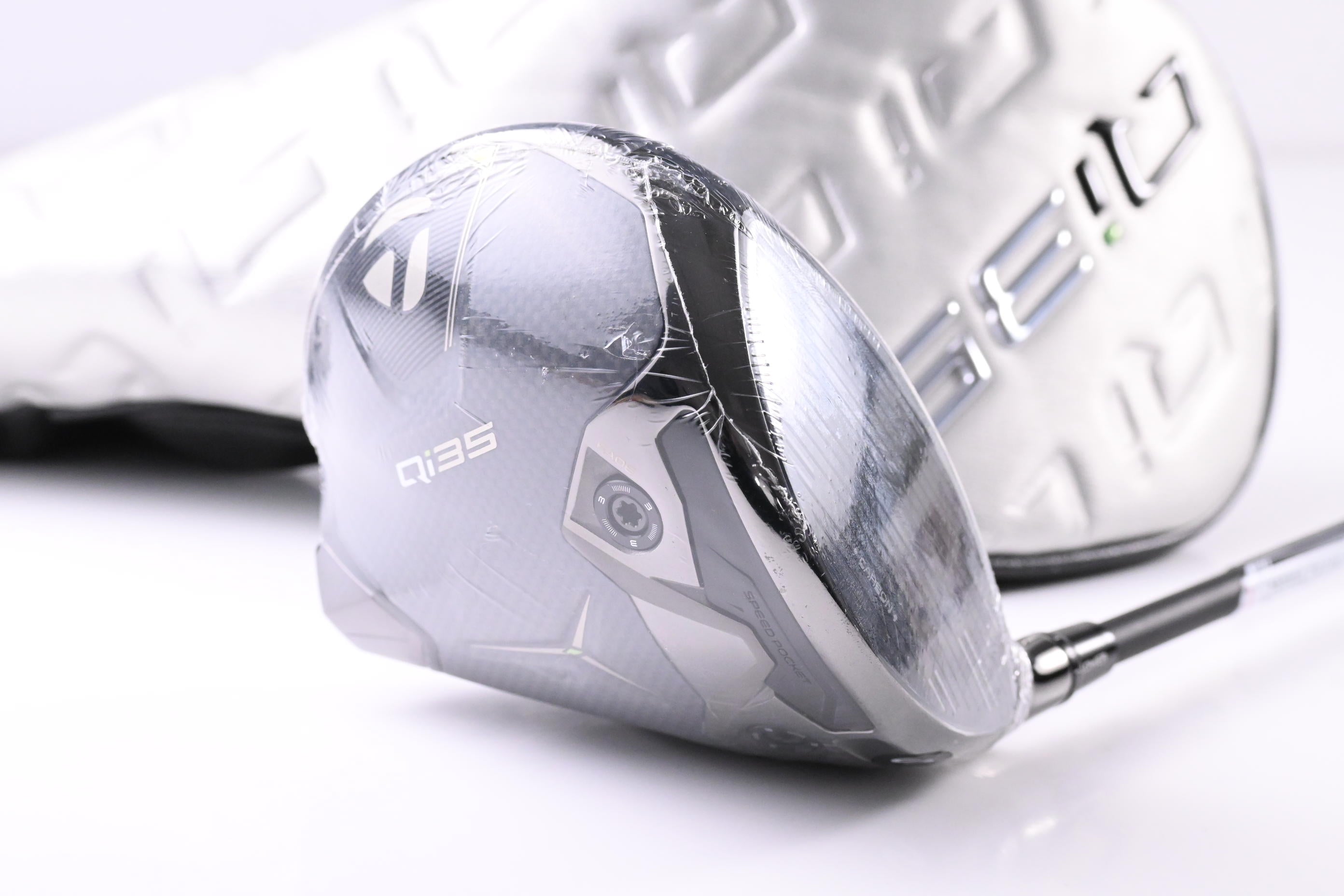 Taylormade Qi35 LS Driver / 10.5 Degree / Stiff Flex Kai'li Dark Waves CB 60