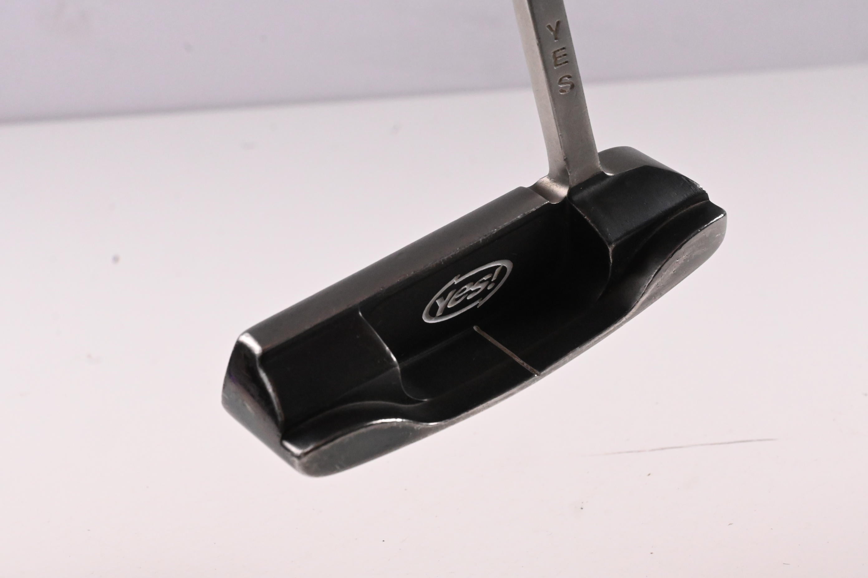 Left Hand Yes! C-Groove Dianna Putter / 34 Inch