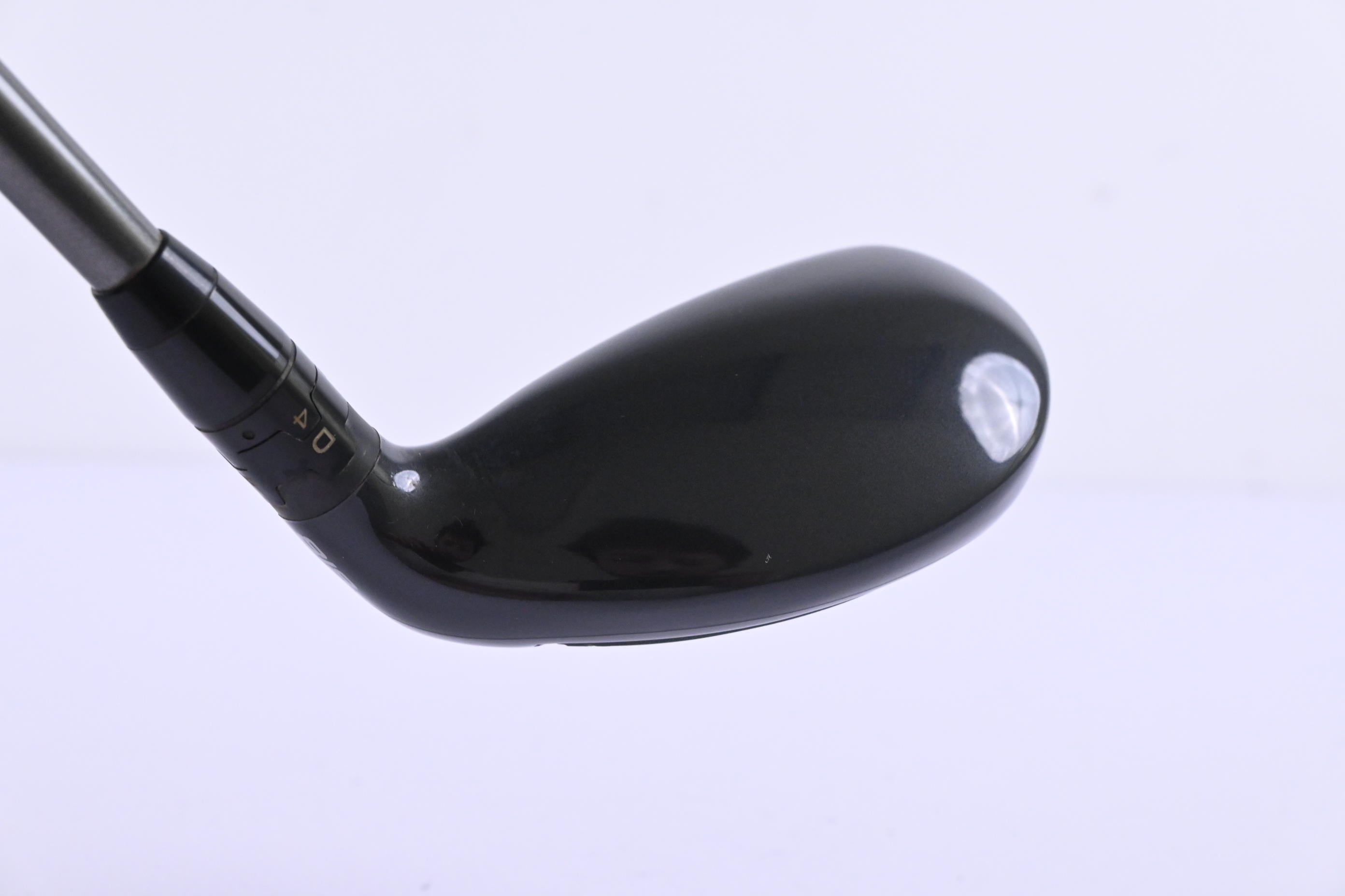 Titleist 818 H2 #3 Hybrid / 19 Degree / Stiff Flex Aldila Rogue M-AX 85 Shaft