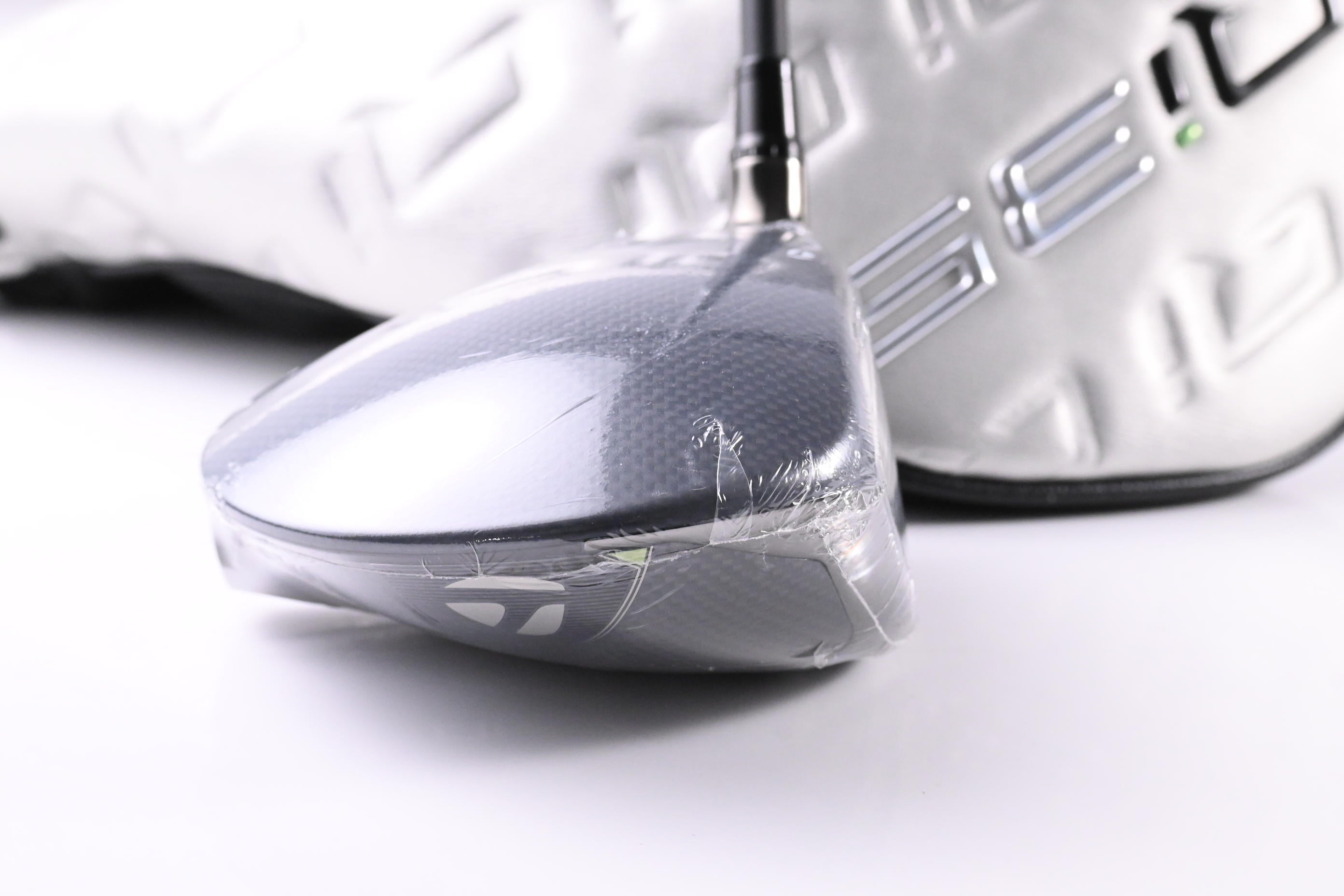 Taylormade Qi35 LS Driver / 10.5 Degree / Stiff Flex Kai'li Dark Waves CB 60