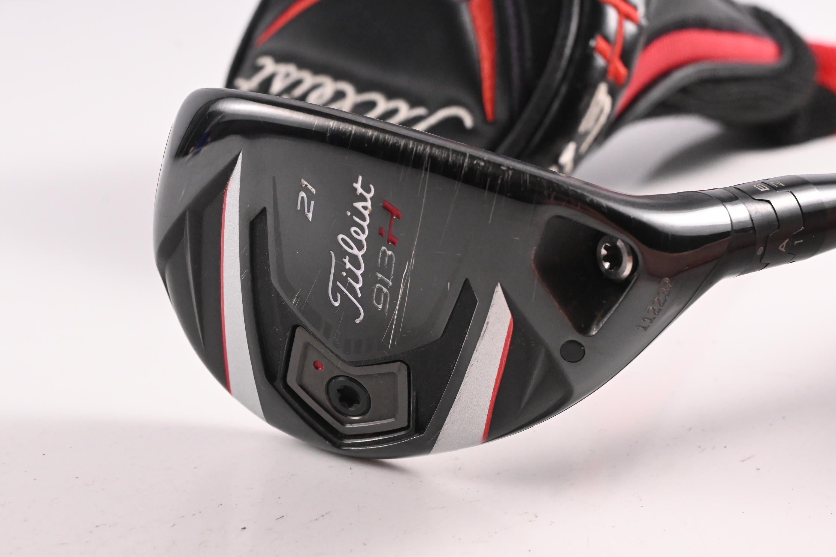 Titleist 913H #3 Hybrid / 21 Degree / Regular Flex Diamana Blue S+ 72 Shaft