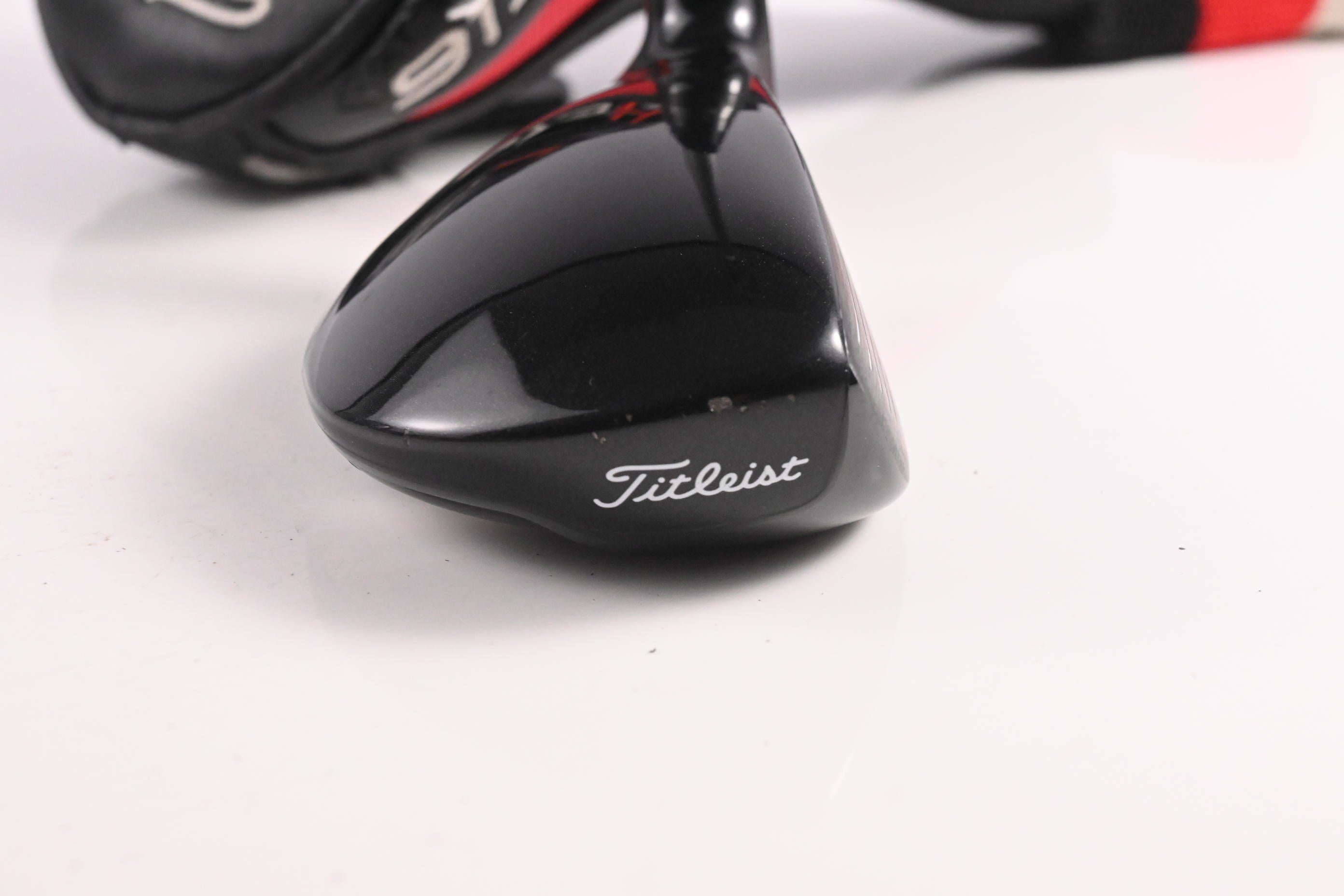 Titleist 913H #3 Hybrid / 21 Degree / Regular Flex Diamana Blue S+ 72 Shaft