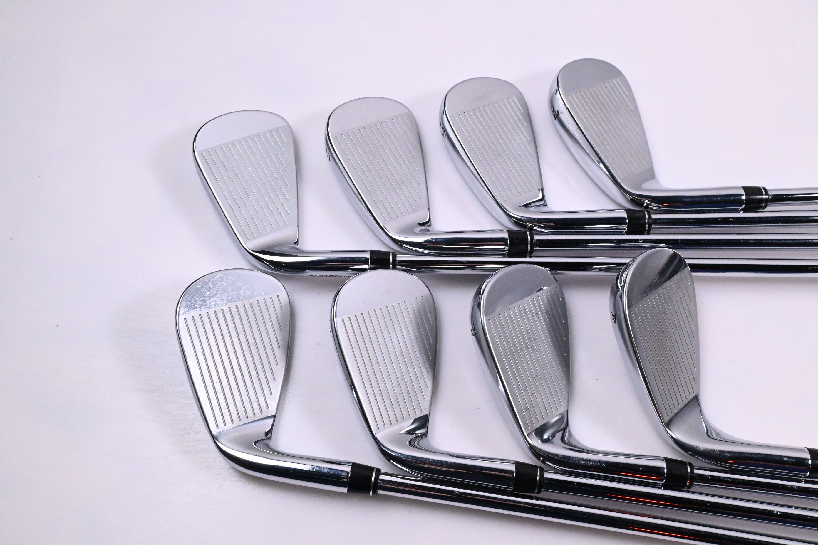 Callaway Paradym Irons / 4-PW+GW / Regular Flex Elevate MPH 95 Shafts