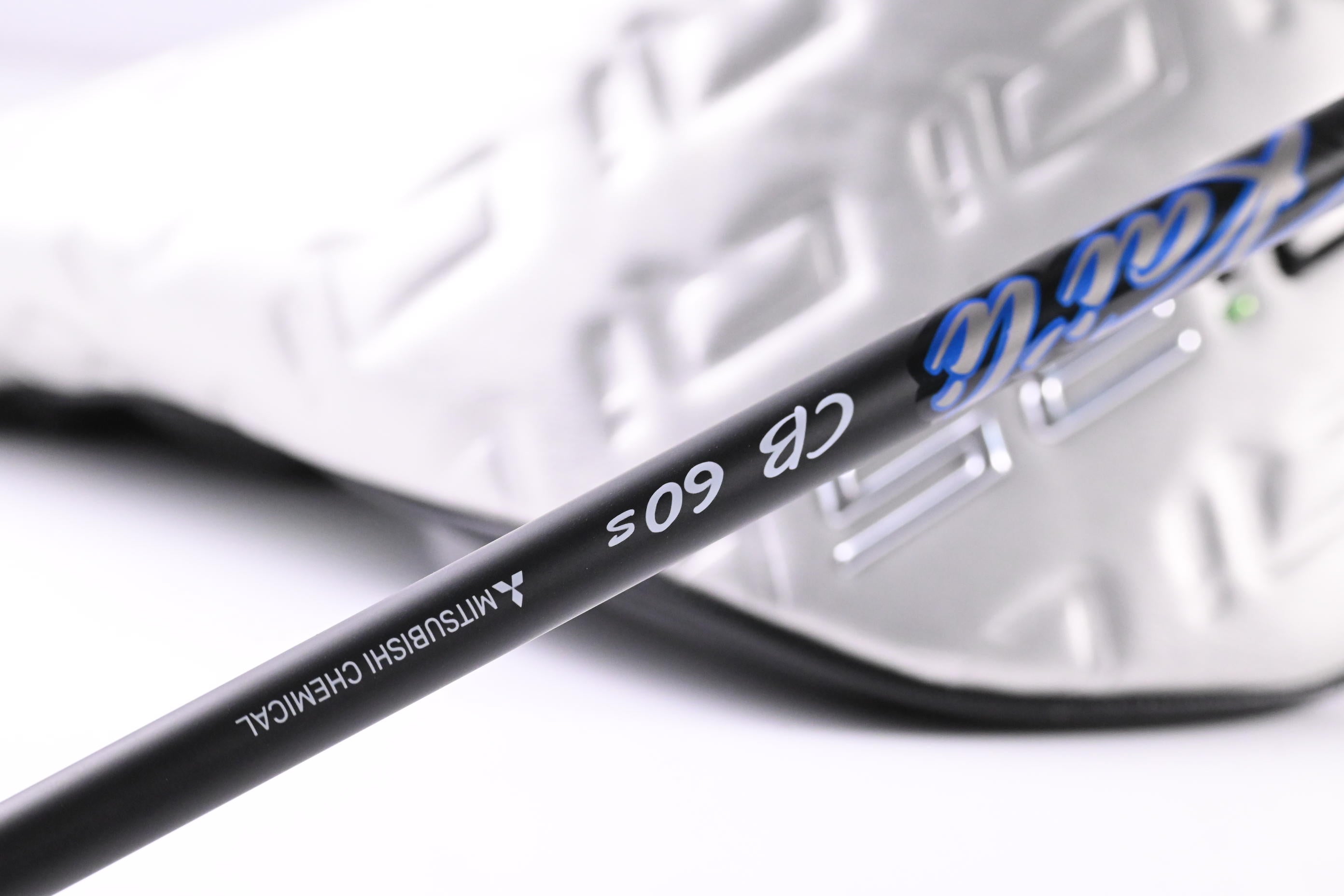 Taylormade Qi35 LS Driver / 10.5 Degree / Stiff Flex Kai'li Dark Waves CB 60