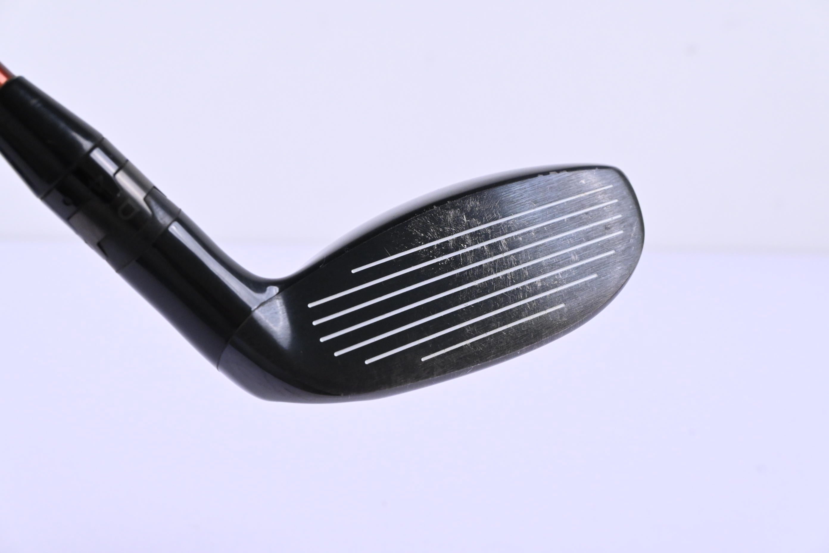 Left Hand Titleist 910H #3 Hybrid / 19 Degree / Stiff Flex Diamana 'ilima 70