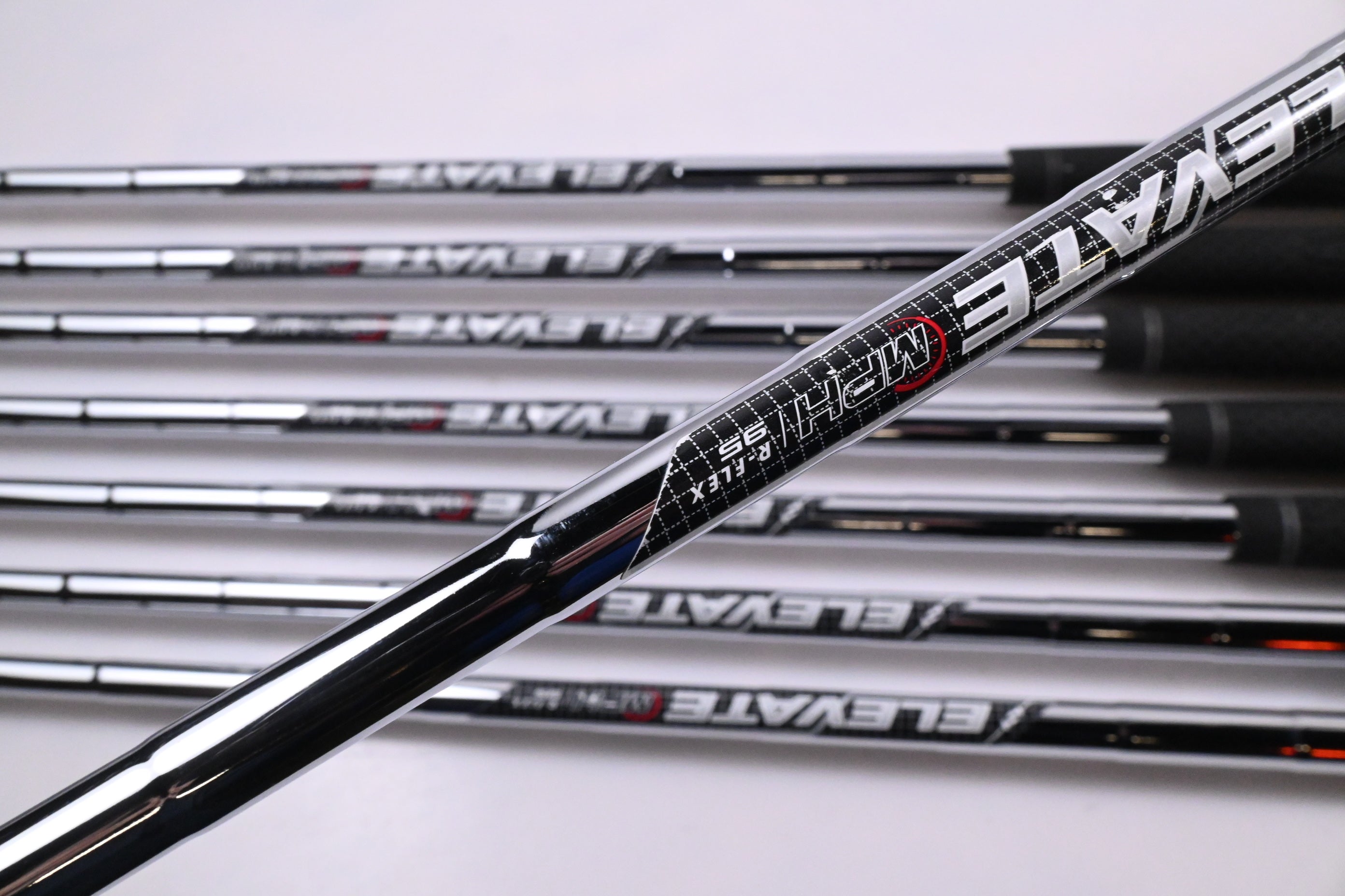 Callaway Paradym Irons / 4-PW+GW / Regular Flex Elevate MPH 95 Shafts