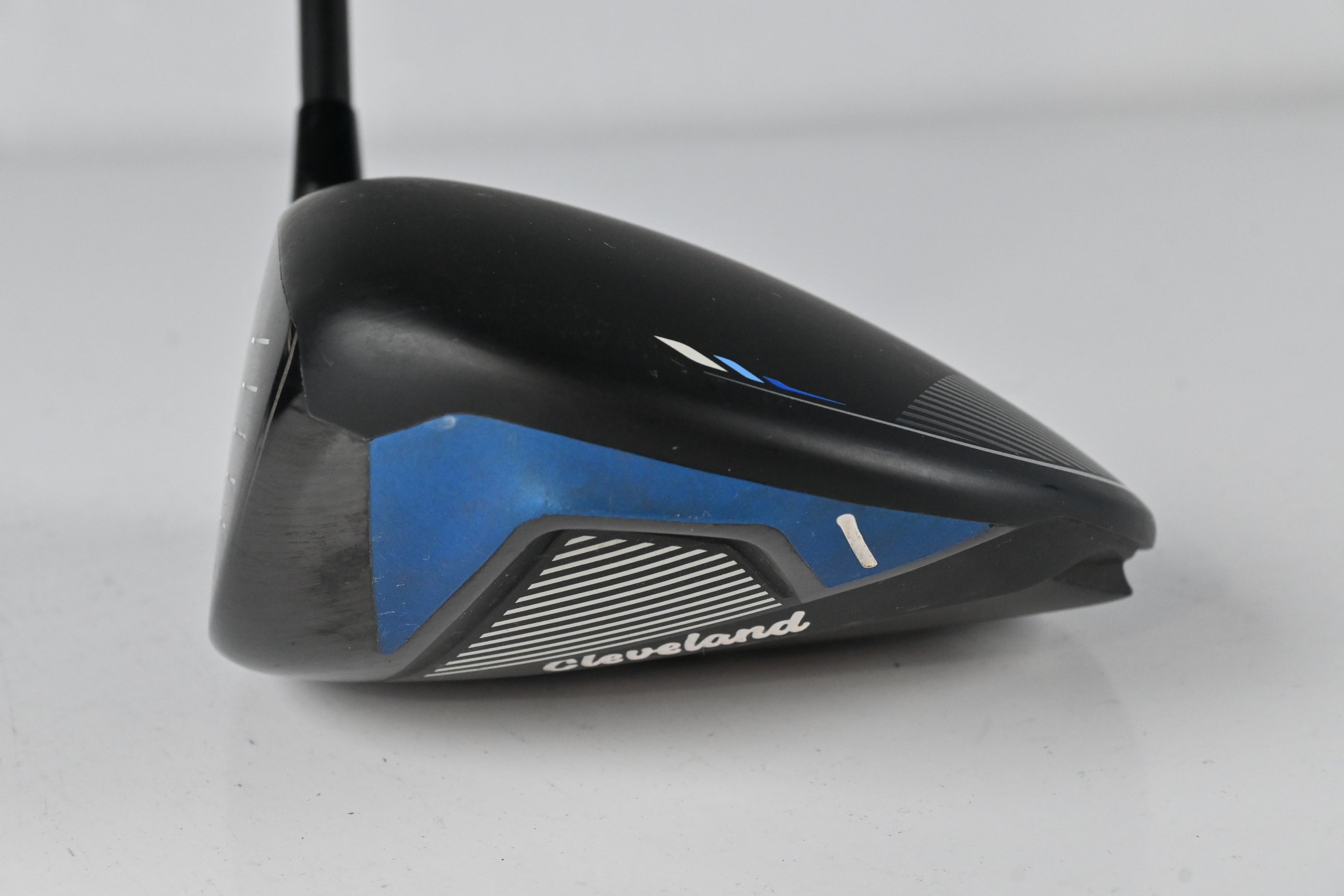 Left Hand Cleveland Launcher XL Lite Driver / 10.5 Degree / Stiff Flex Cypher 40