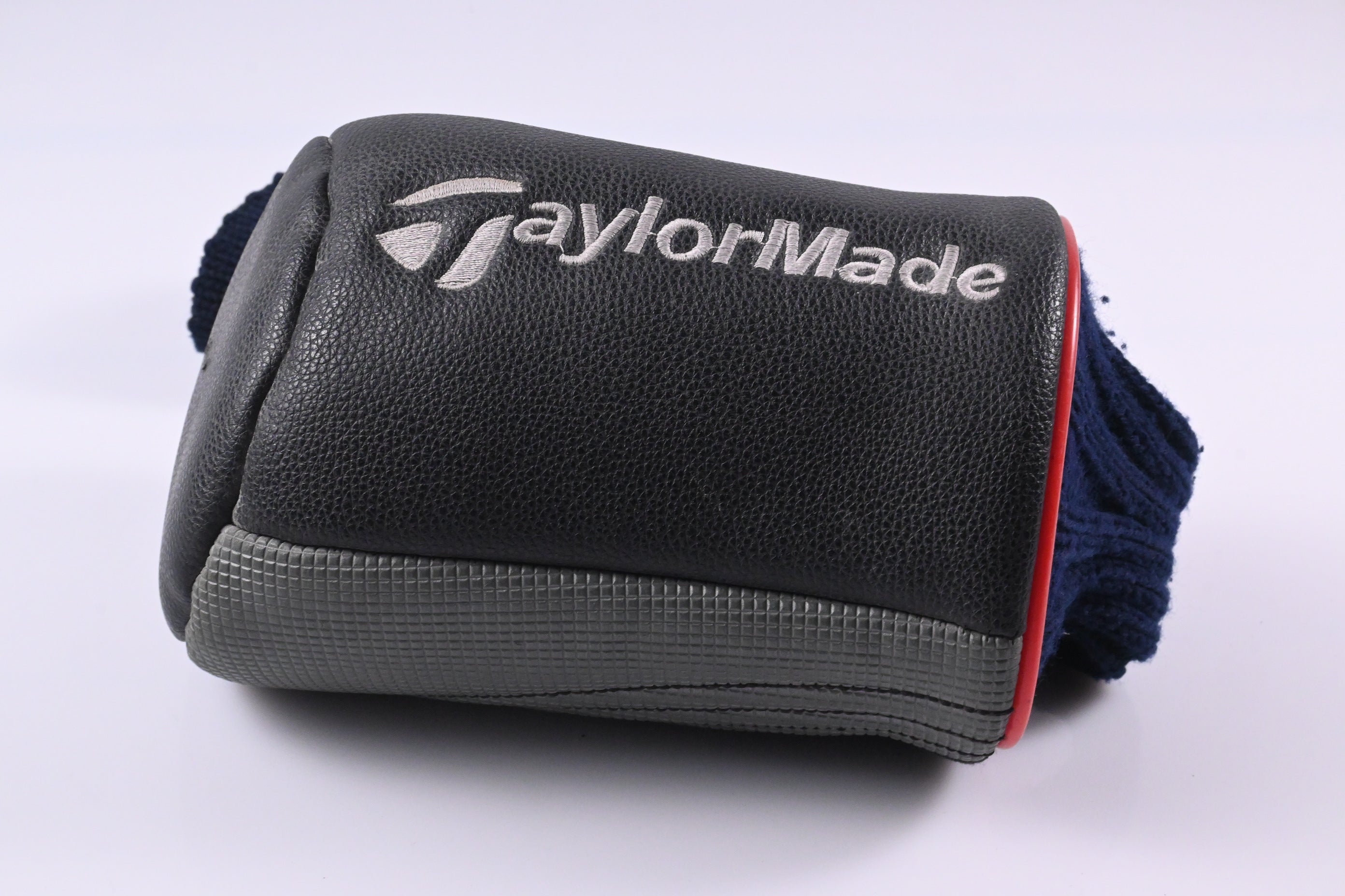 Taylormade 320 Ti Driver / 8.5 Degree / X-Flex Grafalloy ProLite 35 Shaft