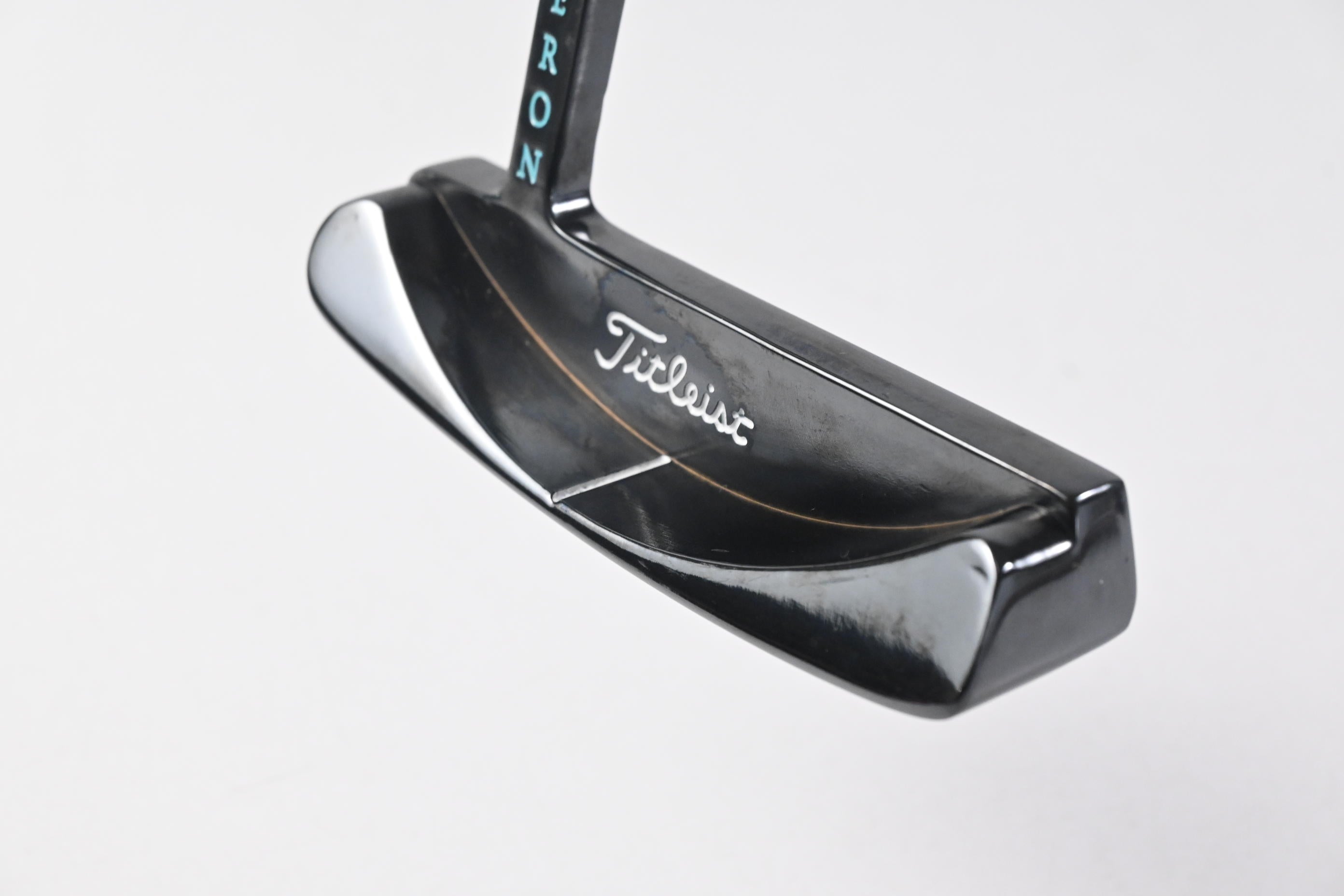 Scotty Cameron Pro Platinum Laguna Mid Slant Putter / 34 Inch / Refurbished