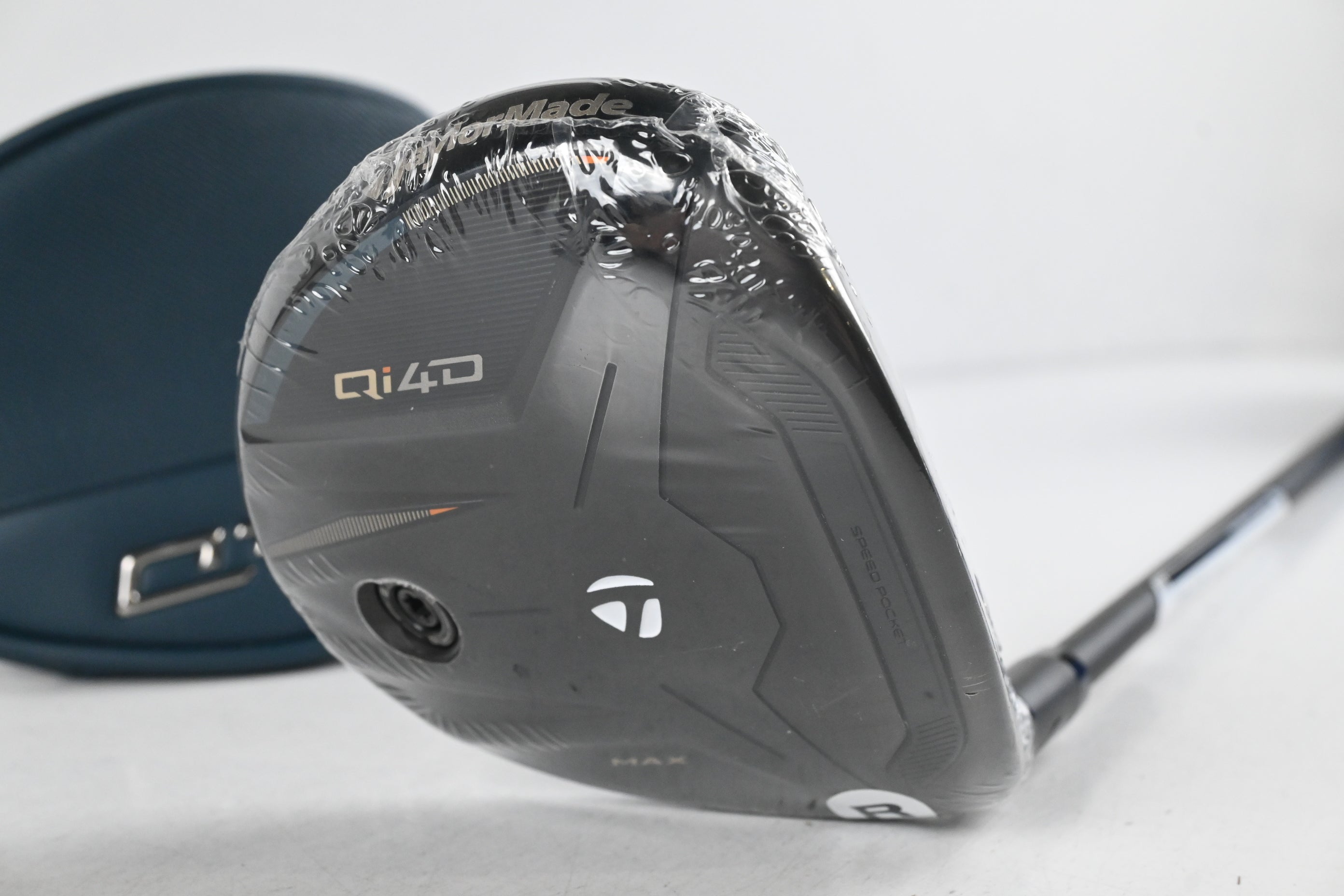 Taylormade Qi4D Max #7 Wood / 21 Degree / Regular Flex Reax 55 Shaft