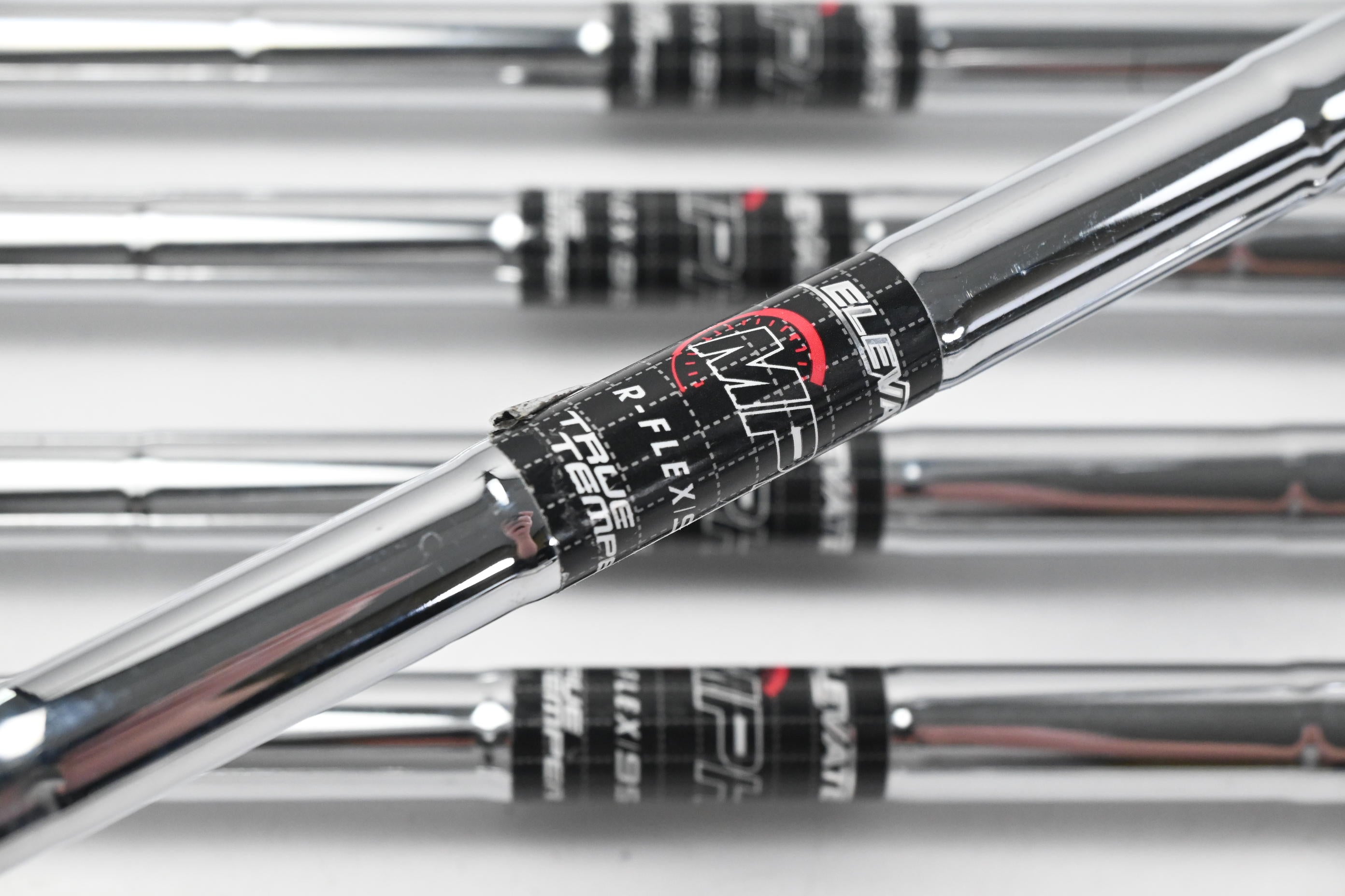 Callaway Rogue ST Max Irons / 5-PW / Regular Flex Elevate MPH 95 Shafts