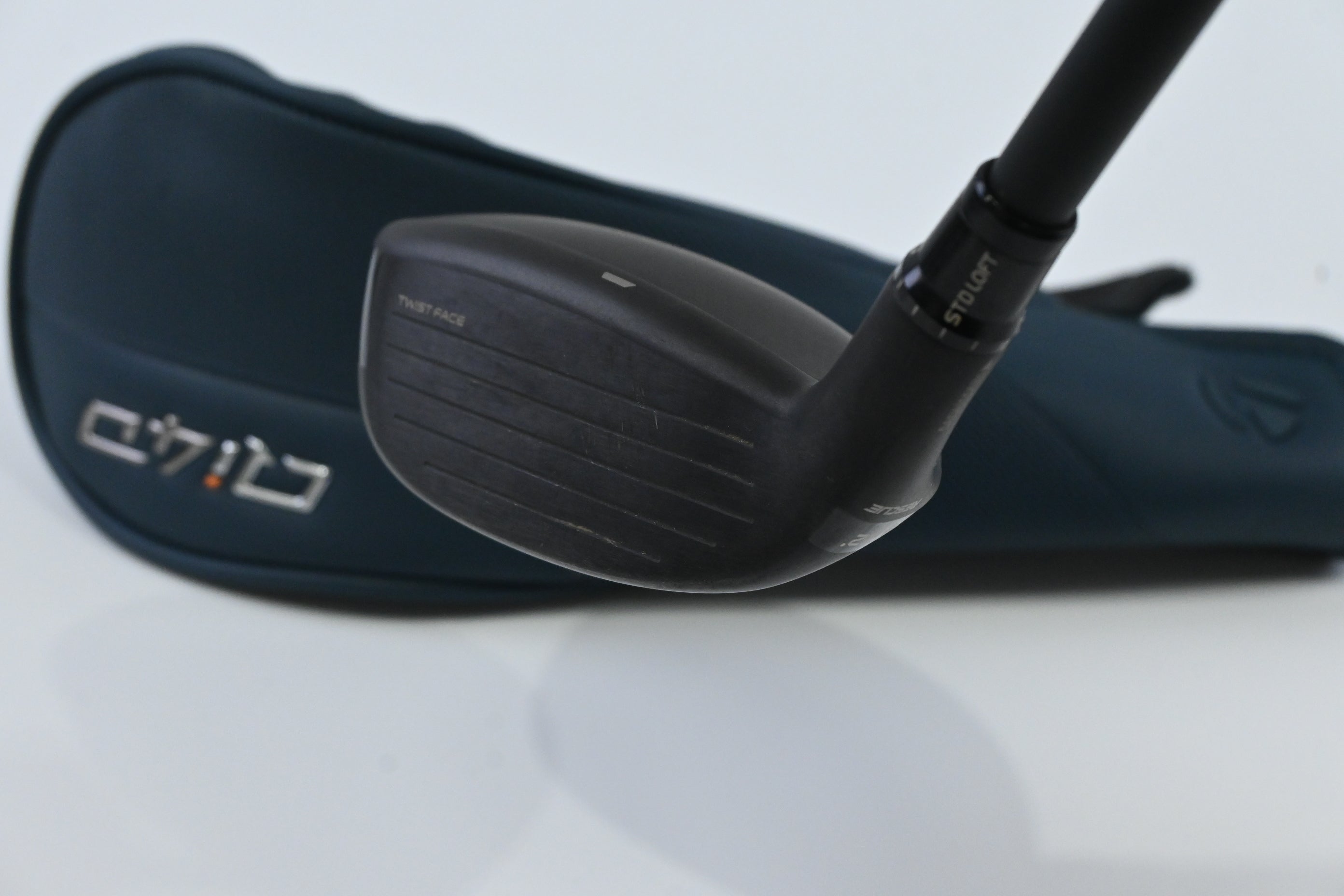 Taylormade Qi4D #4 Hybrid / 22 Degree / Regular Flex KBS Reax 65 Shaft