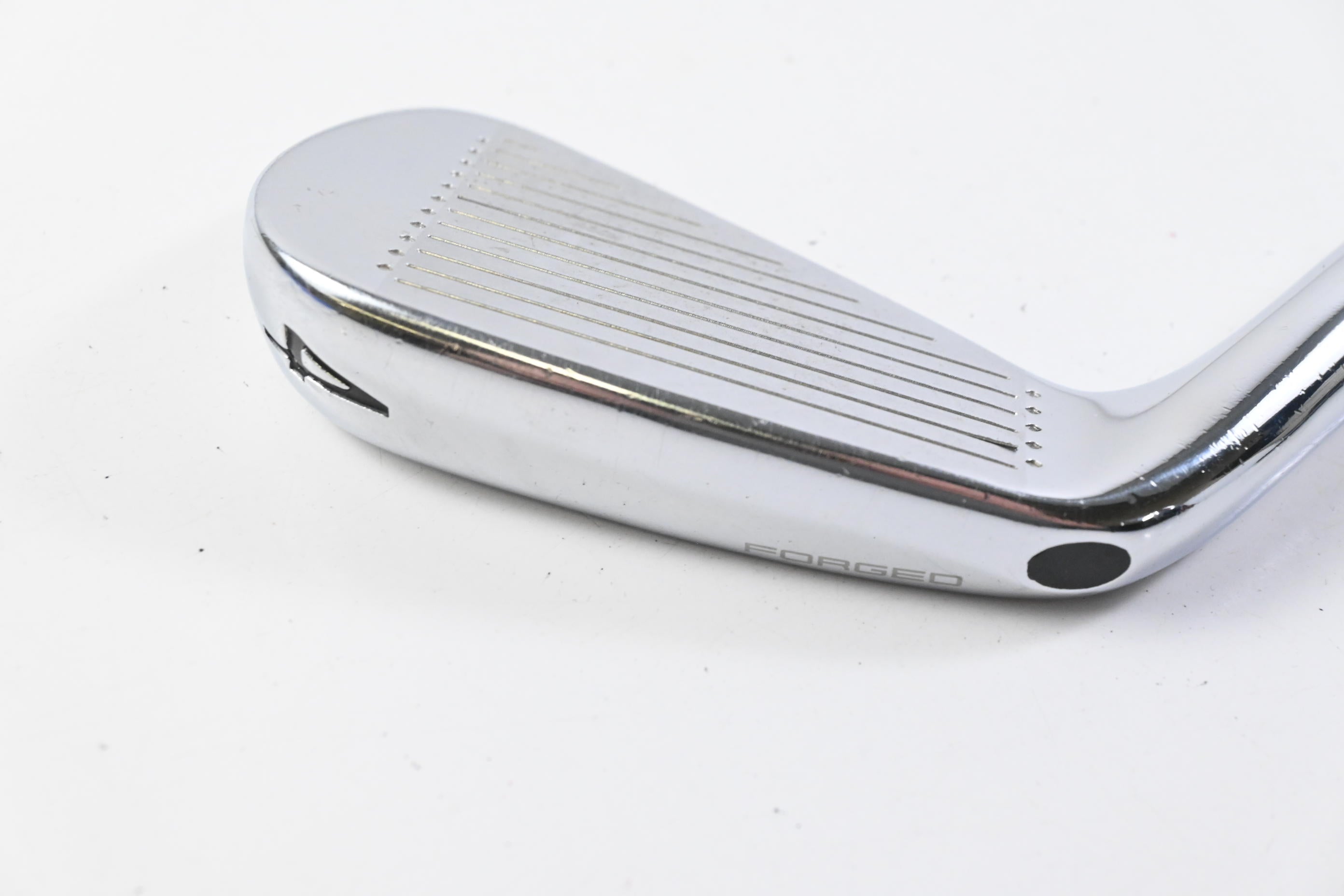 Wilson Staff Model Blade 2019 #4 Iron / 23 Degree / Stiff Flex Dynamic Gold S300