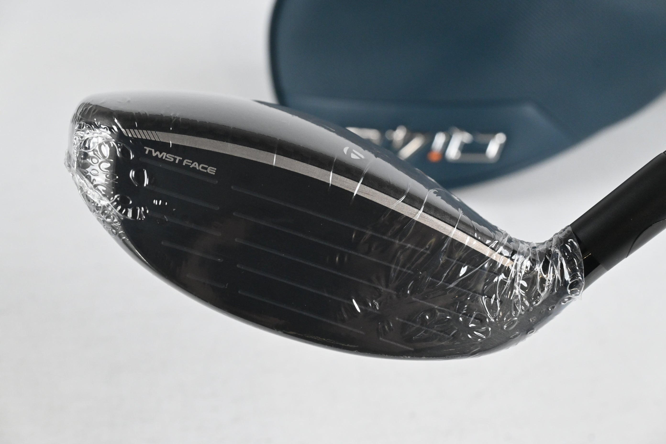 Taylormade Qi4D Max #7 Wood / 21 Degree / Regular Flex Reax 55 Shaft