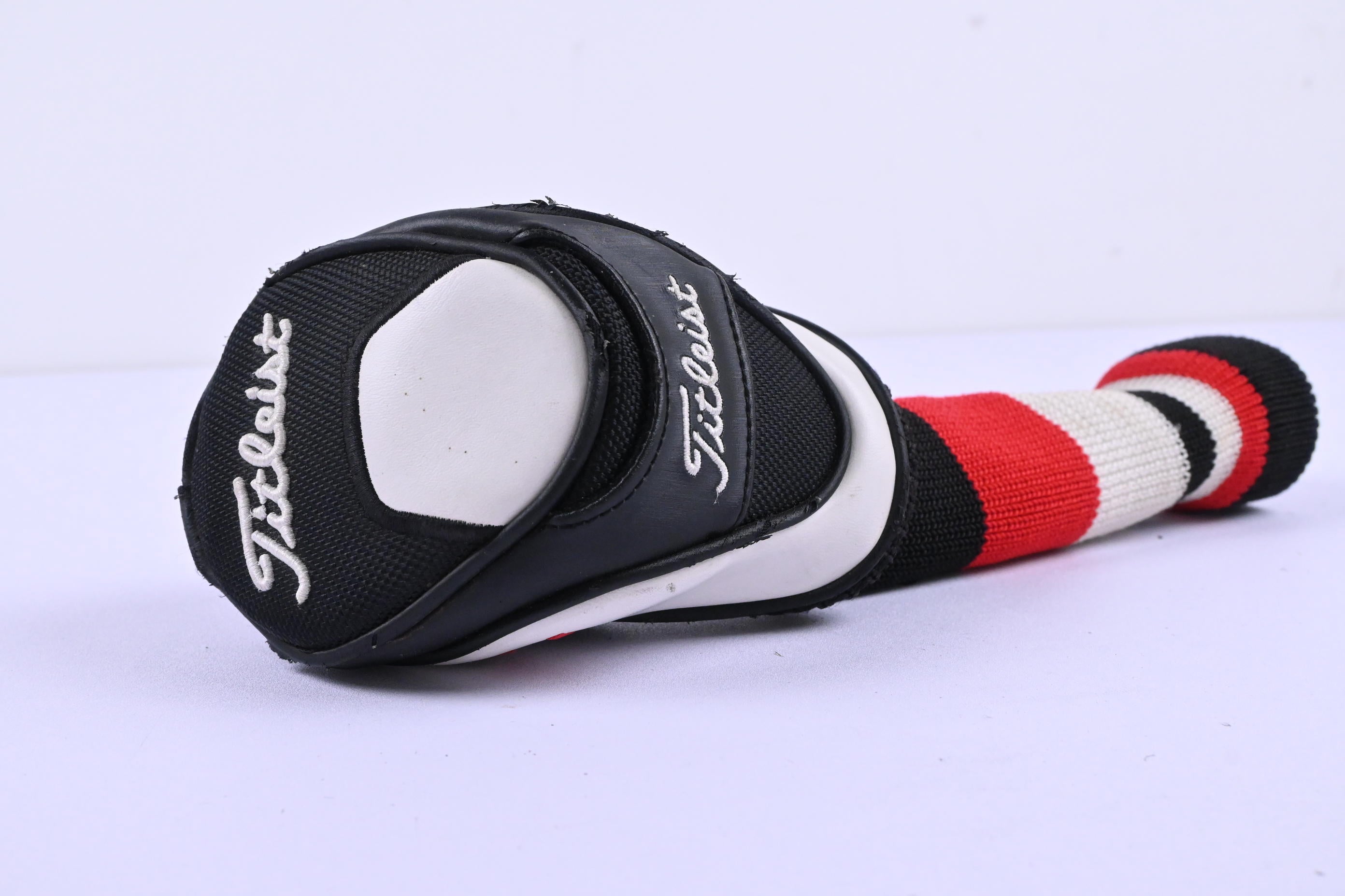 Left Hand Titleist 910H #3 Hybrid / 19 Degree / Stiff Flex Diamana 'ilima 70