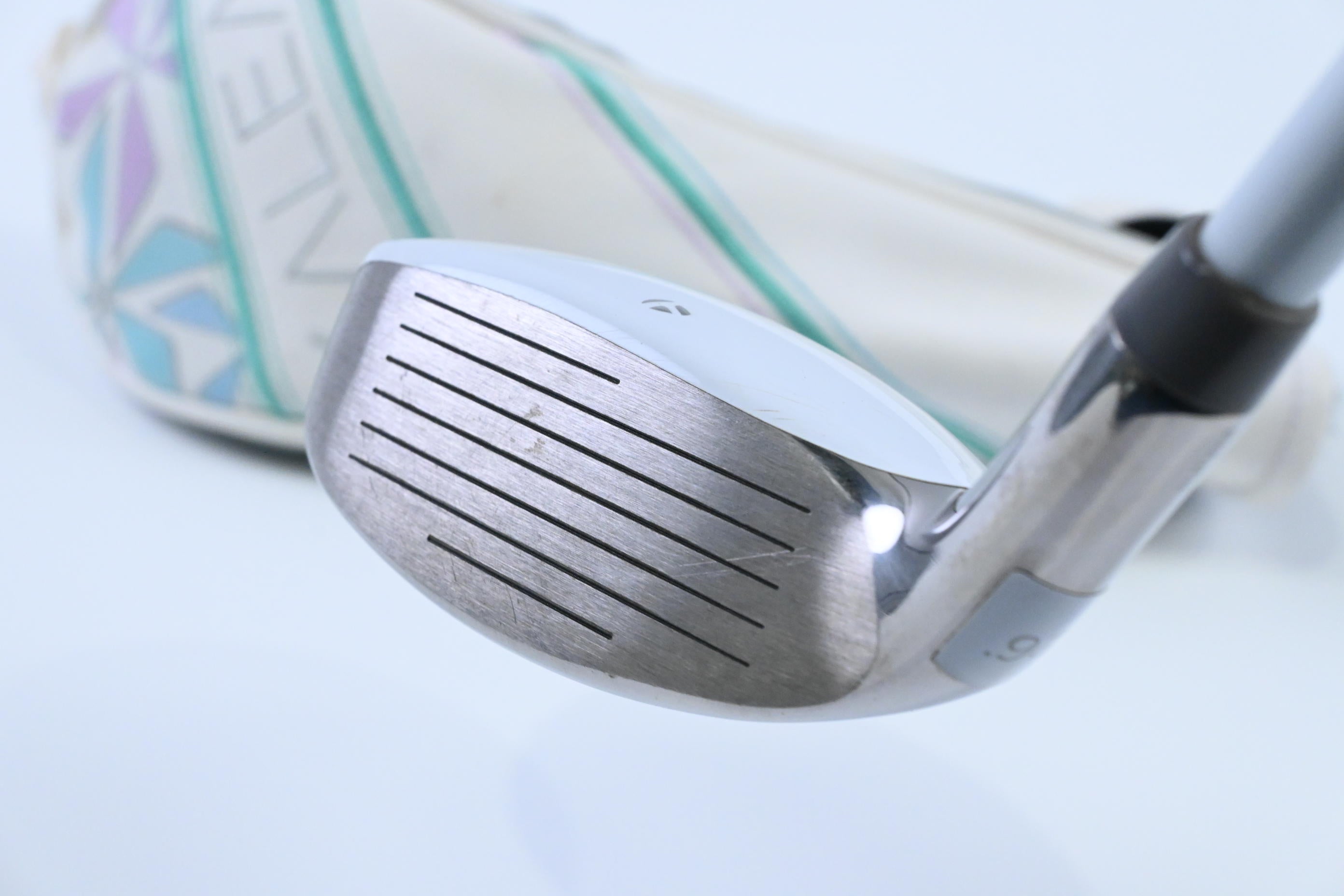 Ladies Taylormade Kalea #5 Hybrid / 26 Degree / Ladies Flex Kalea 45 Shaft