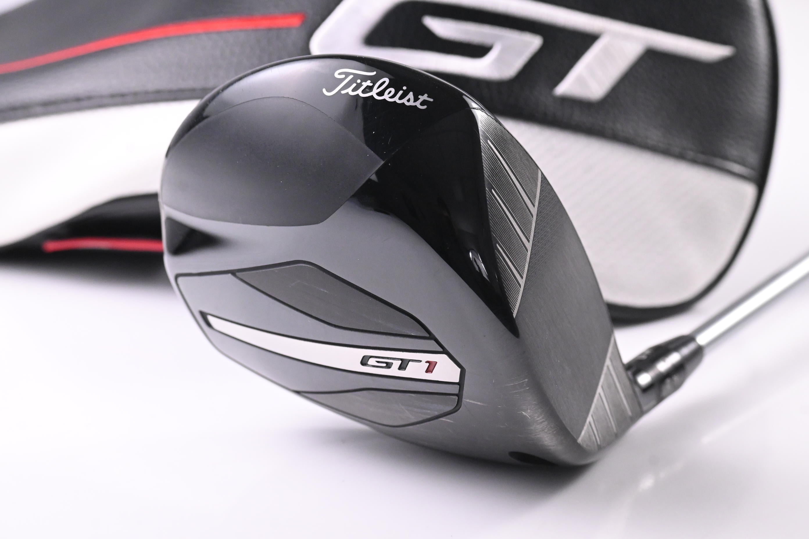 Titleist GT1 Driver / 10 Degree / Regular Flex Fujikura Air Speeder 40 Shaft