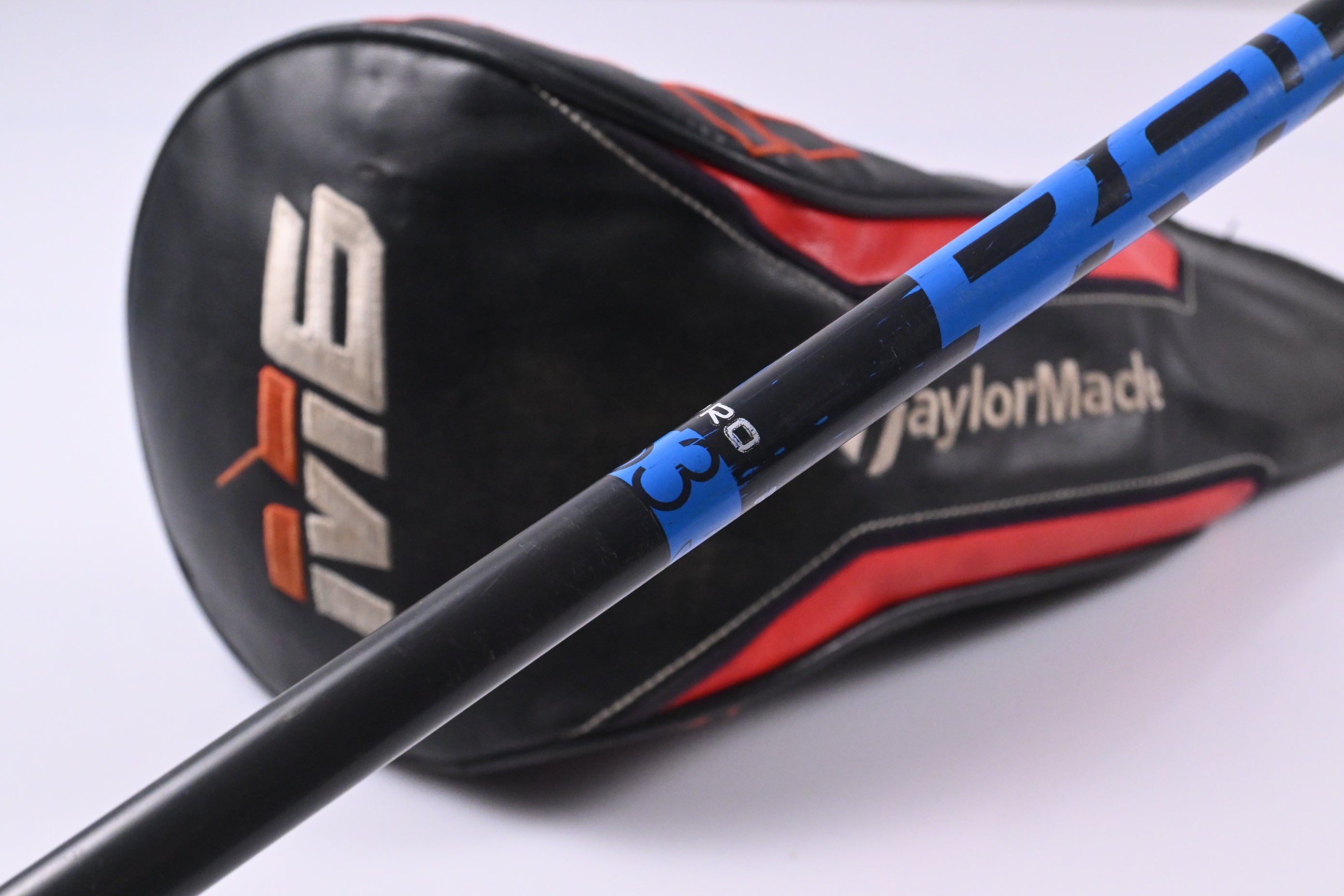 Left Hand Taylormade M6 Driver / 10.5 Degree / Regular Flex Fujikura Pro 53