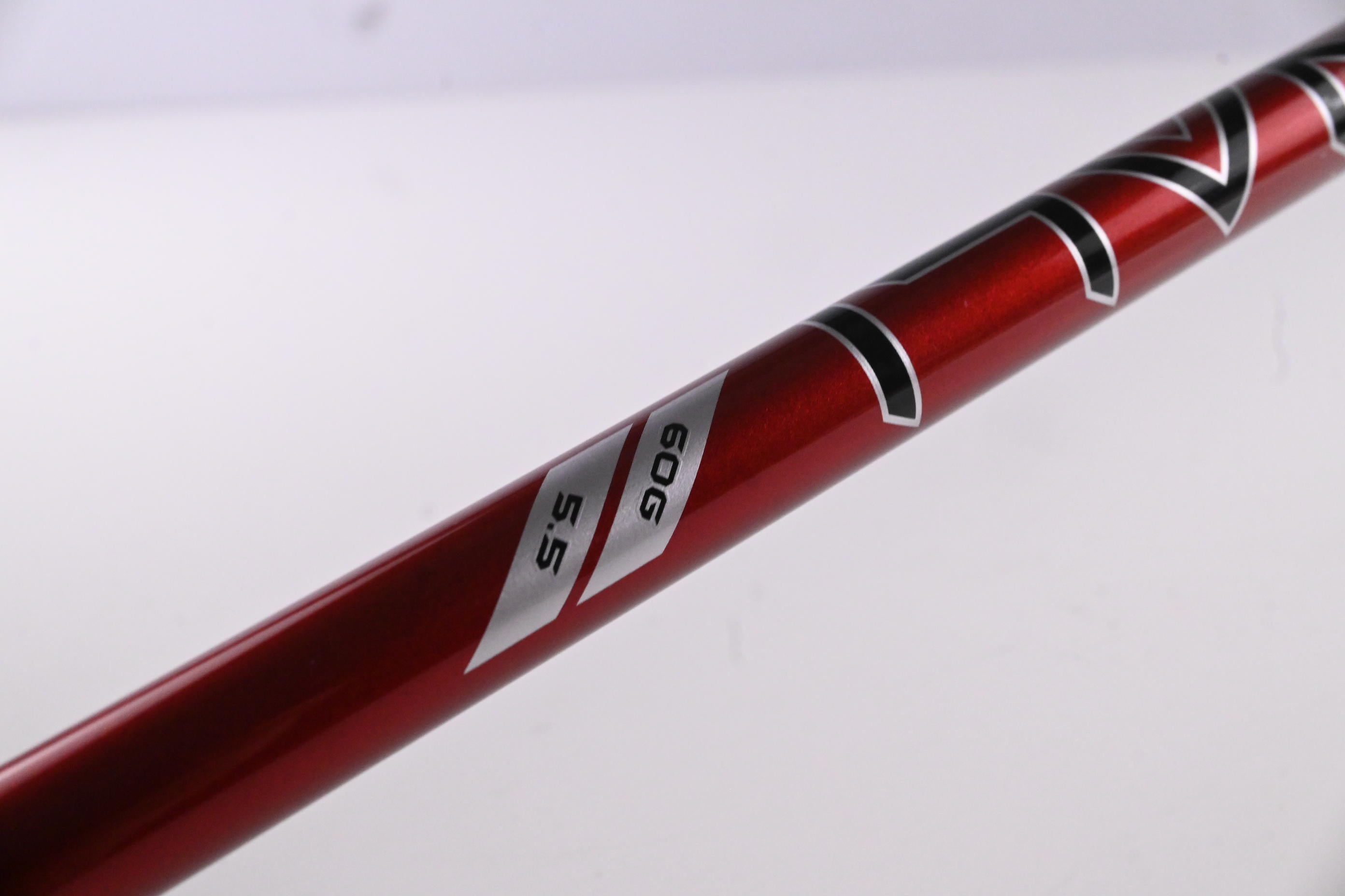 Titleist GT3 #3 Wood / 15 Degree / Regular Flex Project X Denali Red 60 Shaft