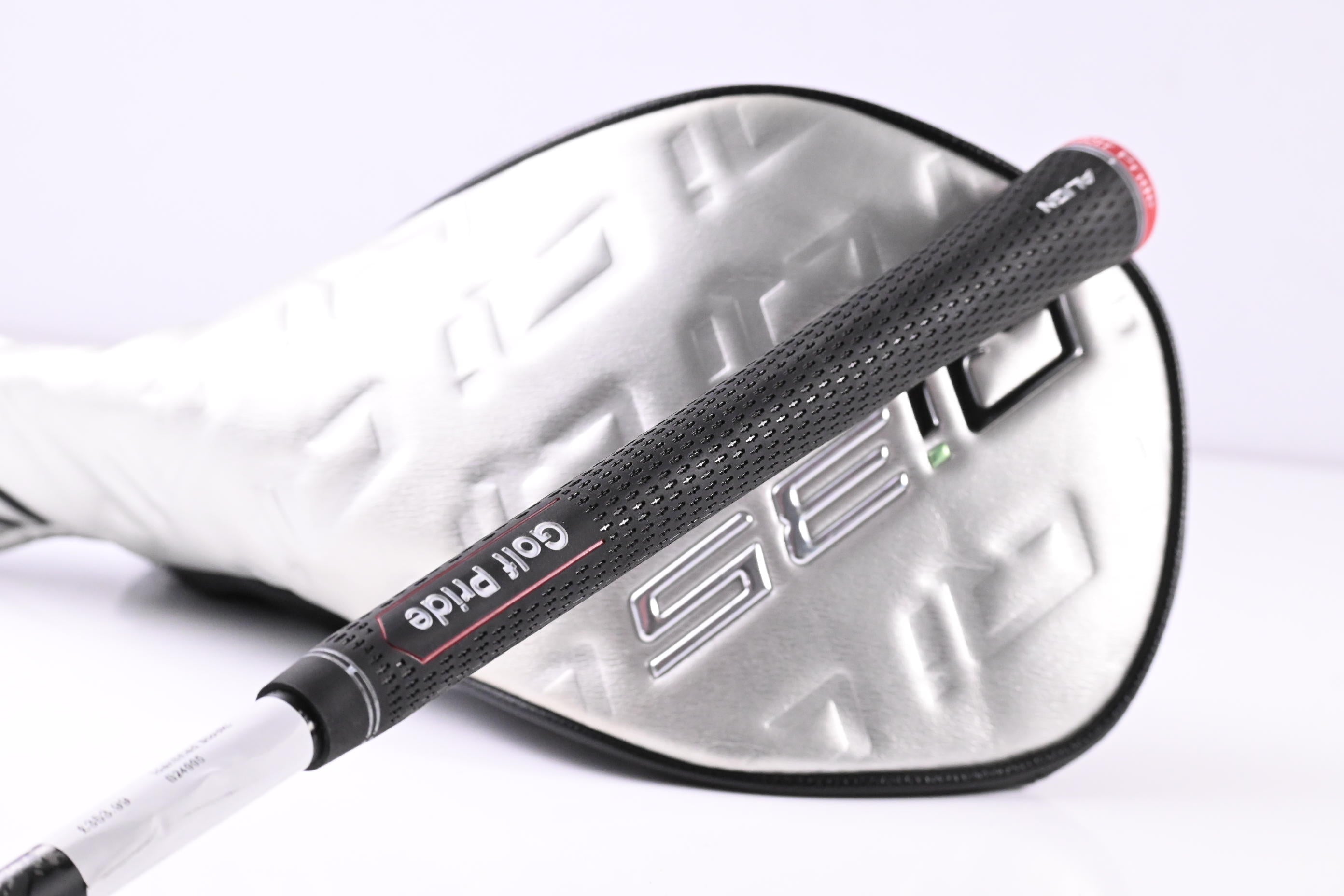 Taylormade Qi35 LS Driver / 10.5 Degree / Stiff Flex Kai'li White 60 Shaft