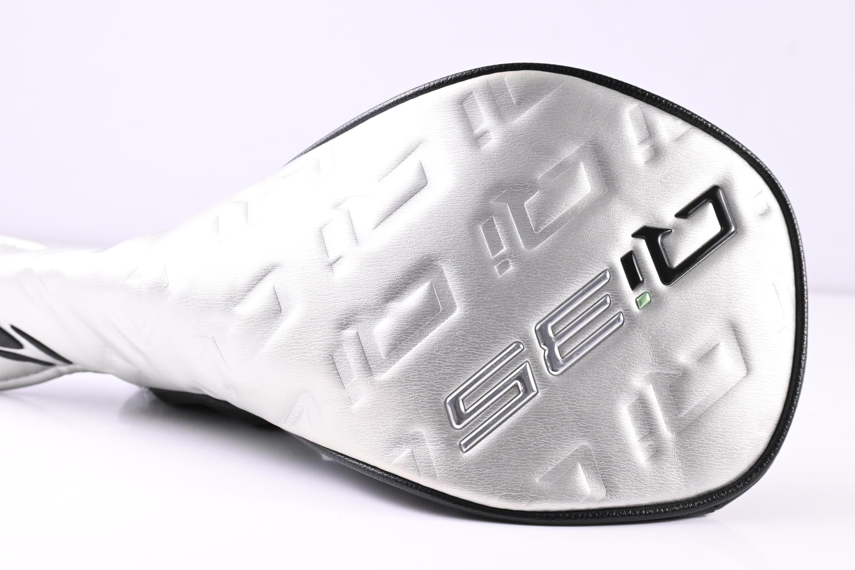 Taylormade Qi35 LS Driver / 10.5 Degree / Stiff Flex Kai'li White 60 Shaft