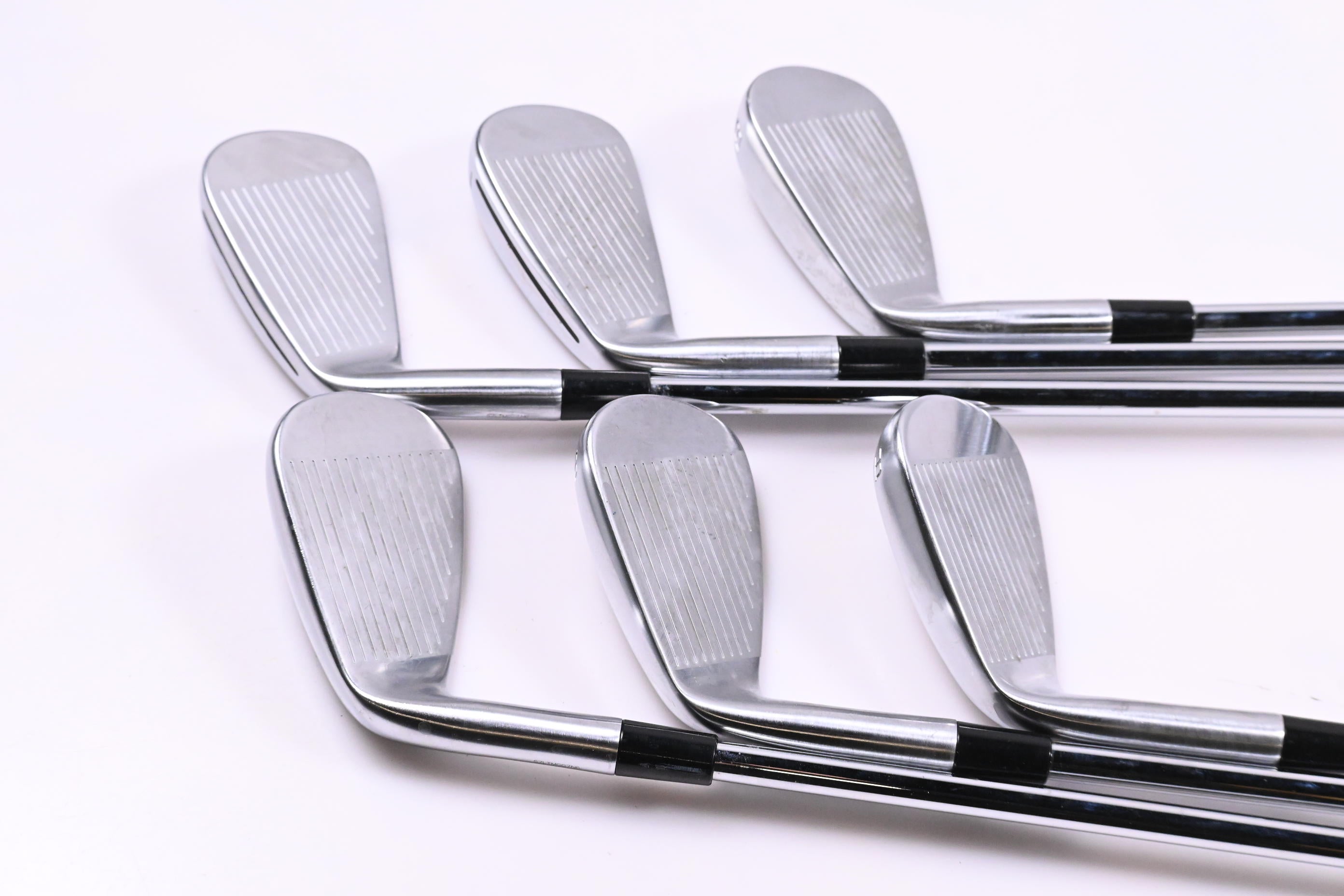 Taylormade P790 2025 Irons / 6-PW+GW / Regular Flex Dynamic Gold 95 R300 Shafts