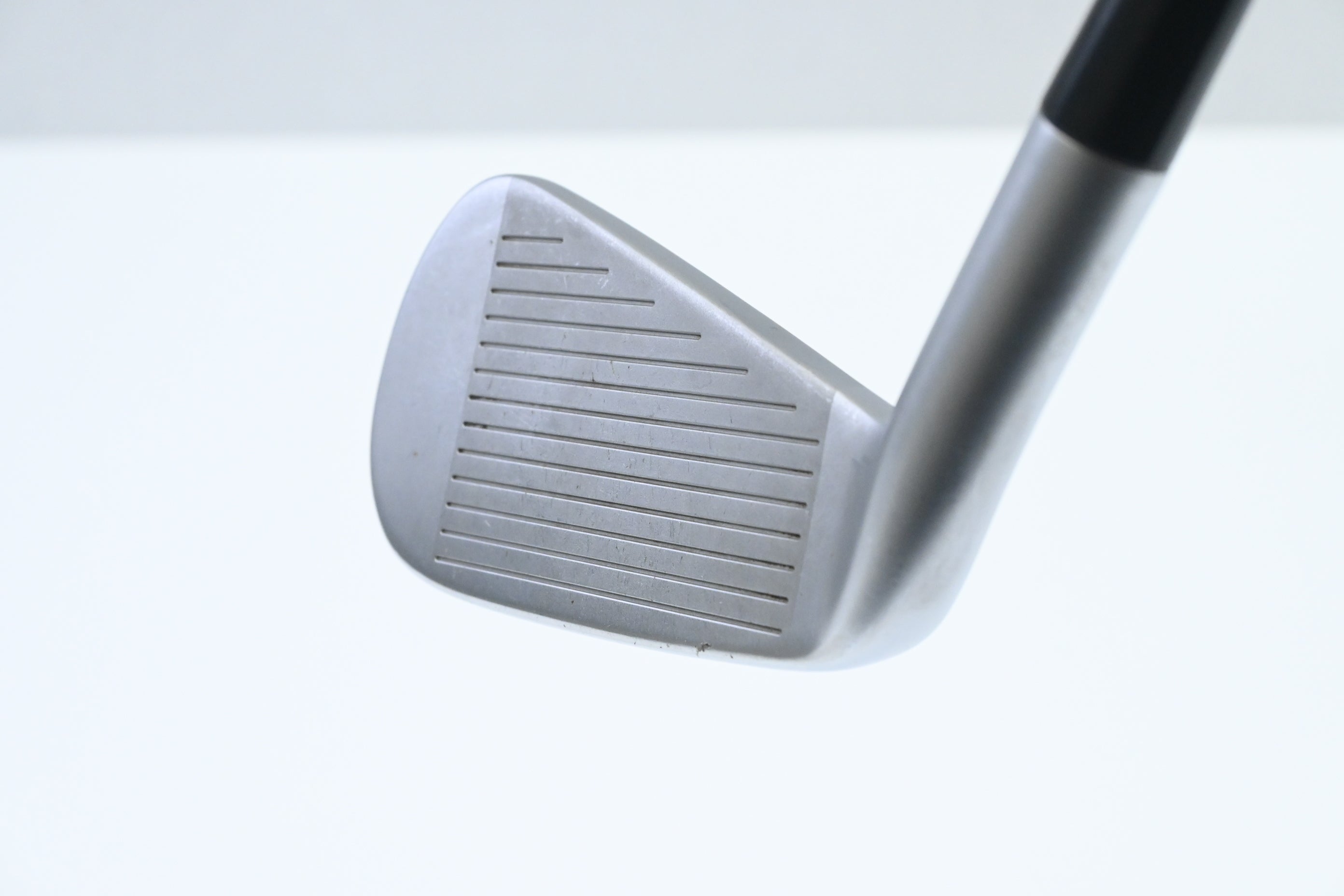 Taylormade P.UDI #2 Iron / 17 Degree / X-Flex UST Recoil Dart 105 Shaft