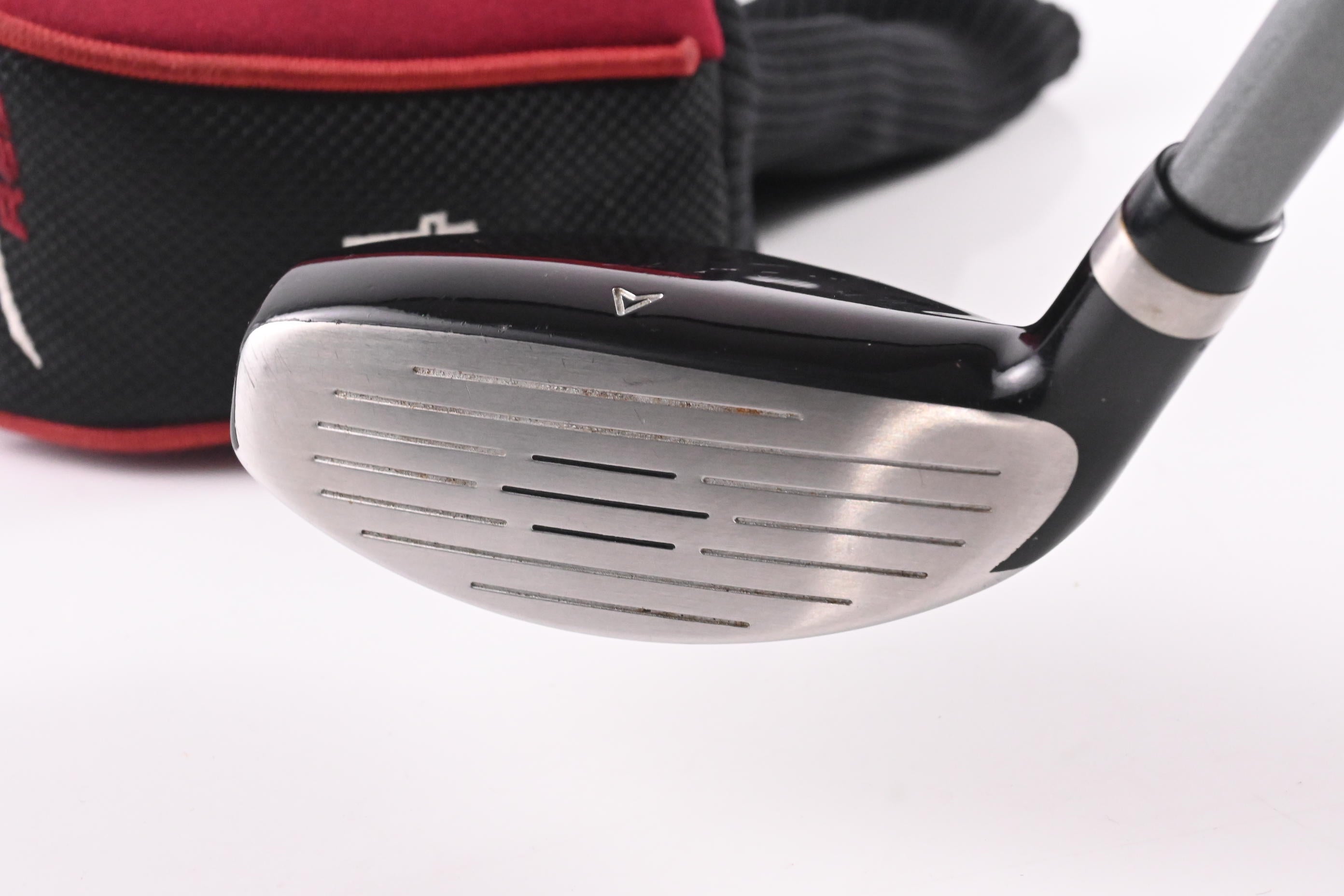 Wilson Deep Red #4 Hybrid / 21 Degree / Uniflex Deep Red Shaft