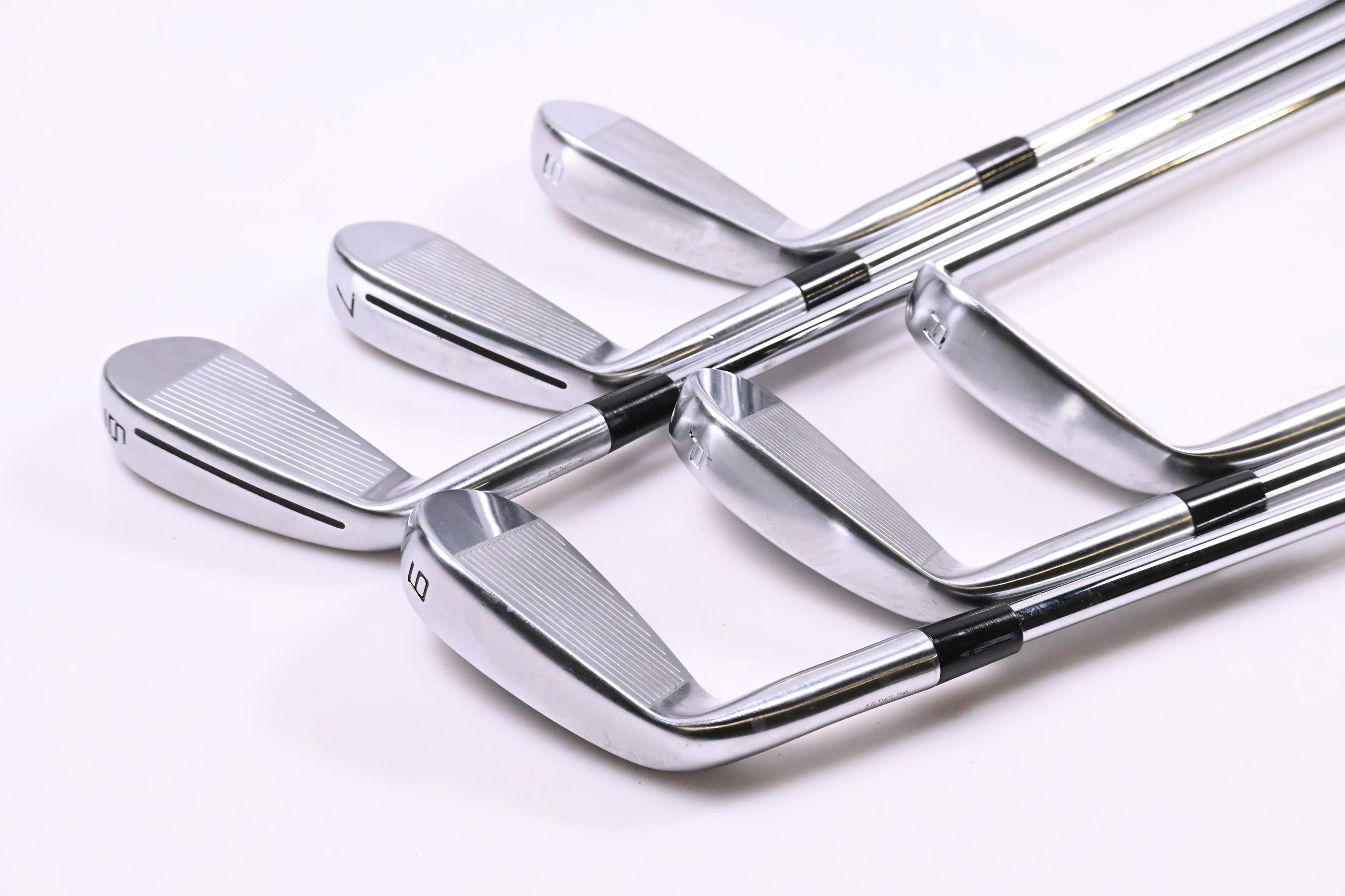 Taylormade P790 2025 Irons / 6-PW+GW / Regular Flex Dynamic Gold 95 R300 Shafts