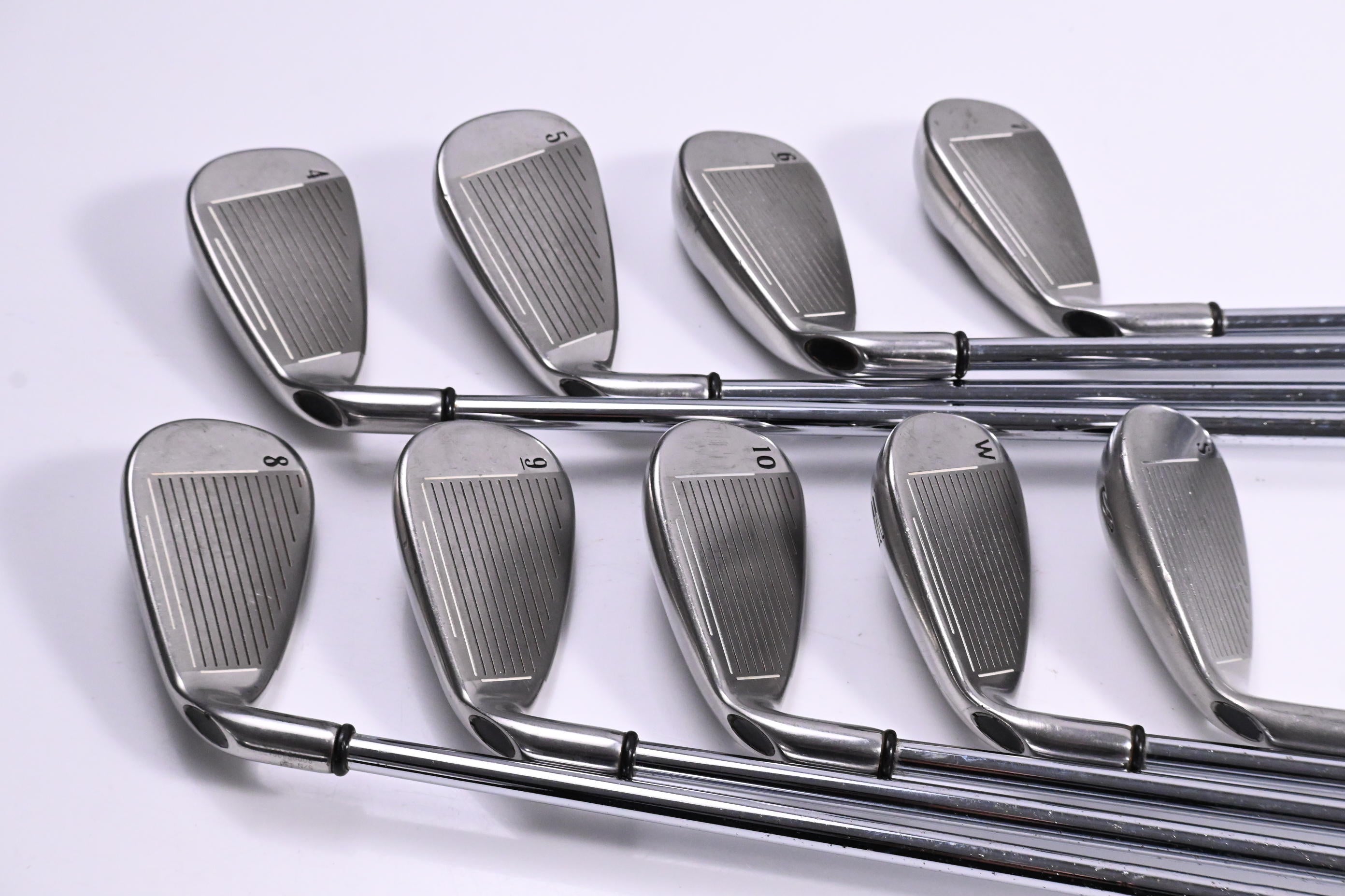 Callaway Big Bertha 2002 Irons / 4-PW+GW+SW / Uniflex Callaway Steel Shafts