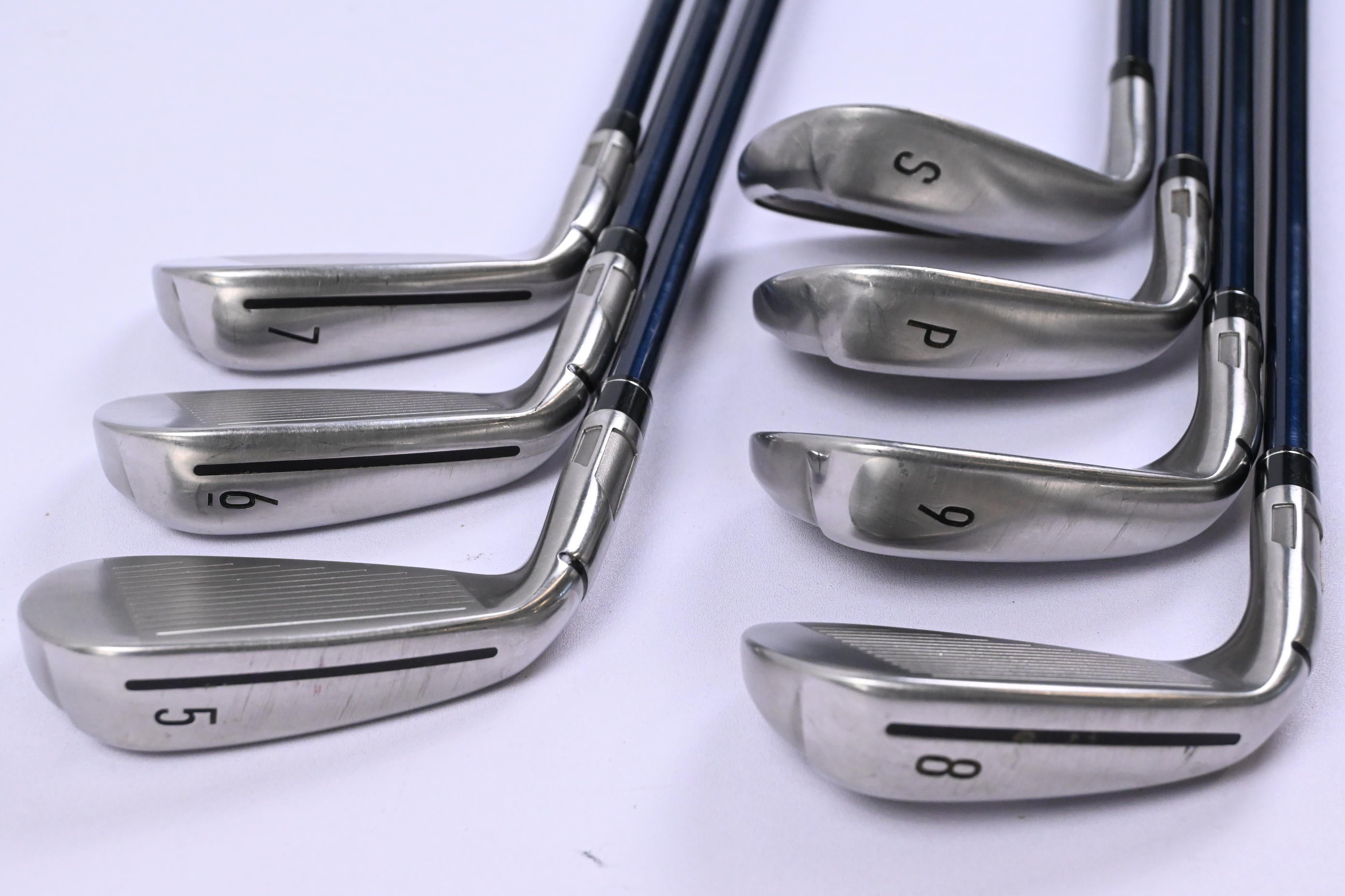 Taylormade SIM2 Max Irons / 5-SW / Regular Flex Ventus 6