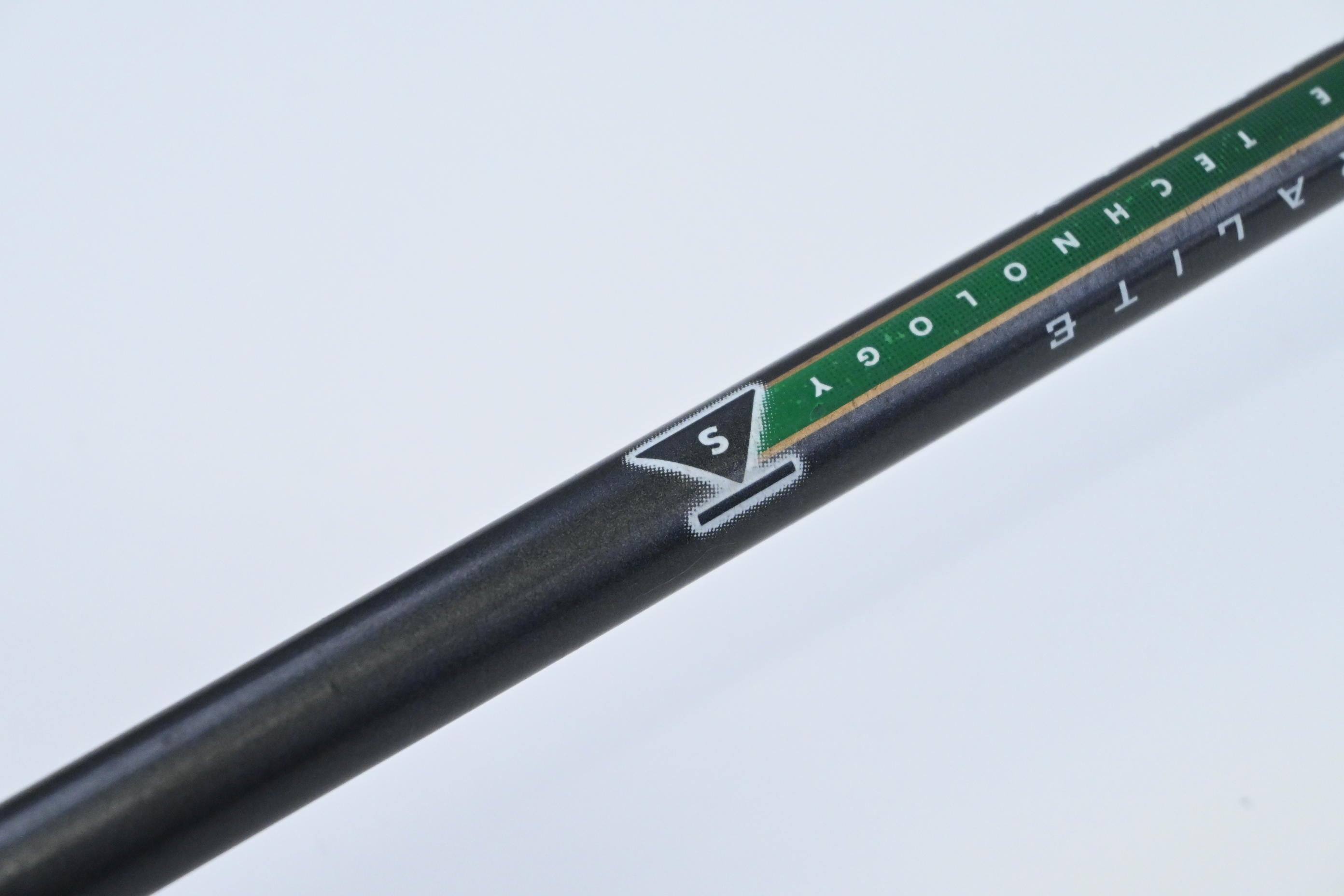 Titleist 975 F #3 Wood / 14.5 Degree / Stiff Flex Titleist Ultralite Shaft