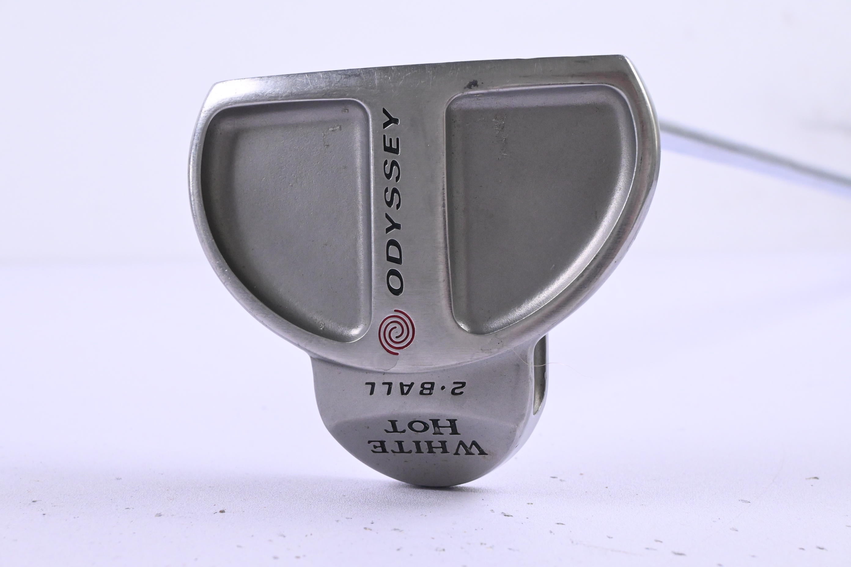 Odyssey White Hot 2-Ball Putter / 33 Inch